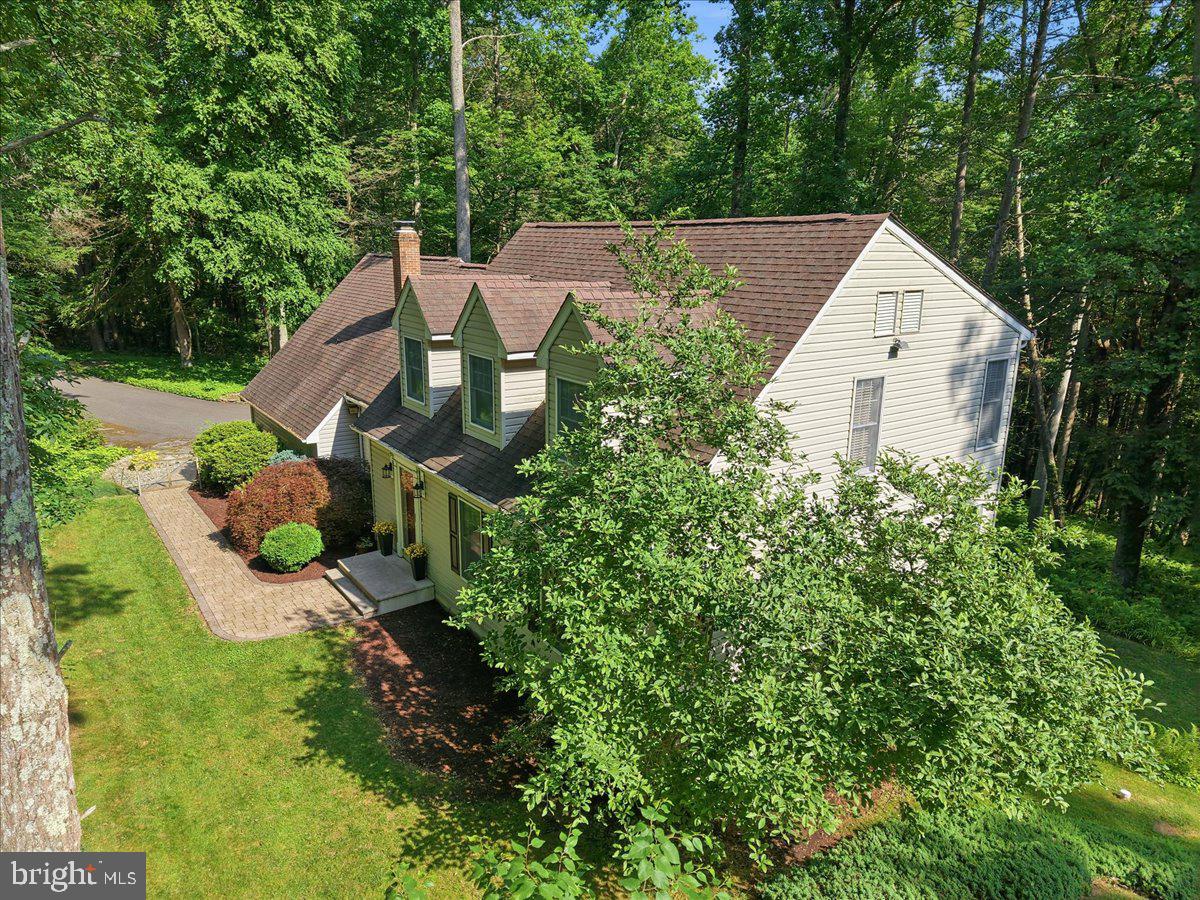 875 GREENVIEW DRIVE