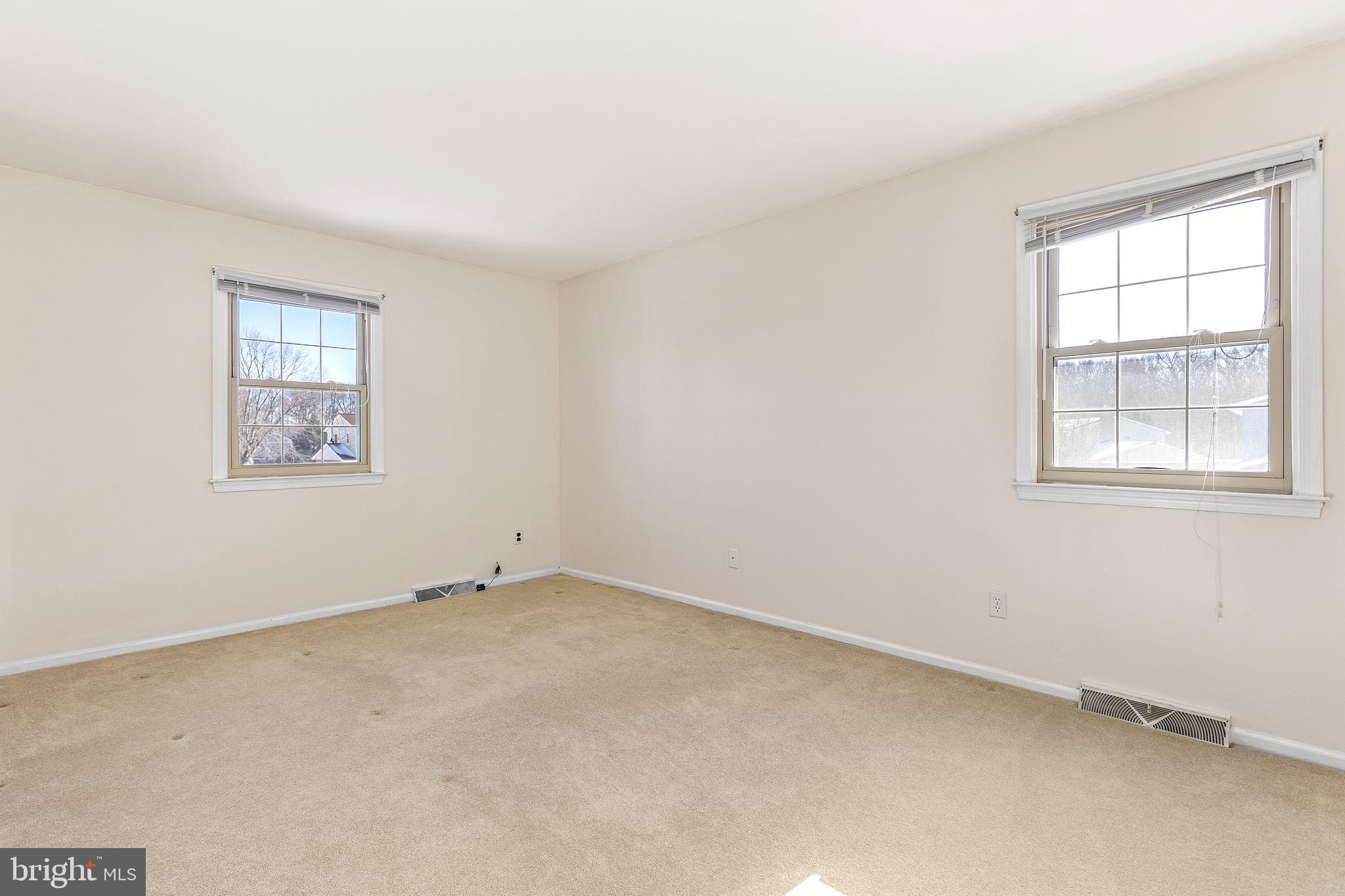 CARAVEL FARMS - Residential