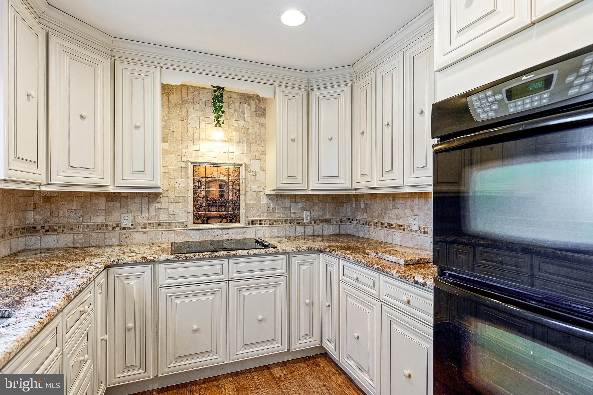 CARAVEL FARMS - Residential