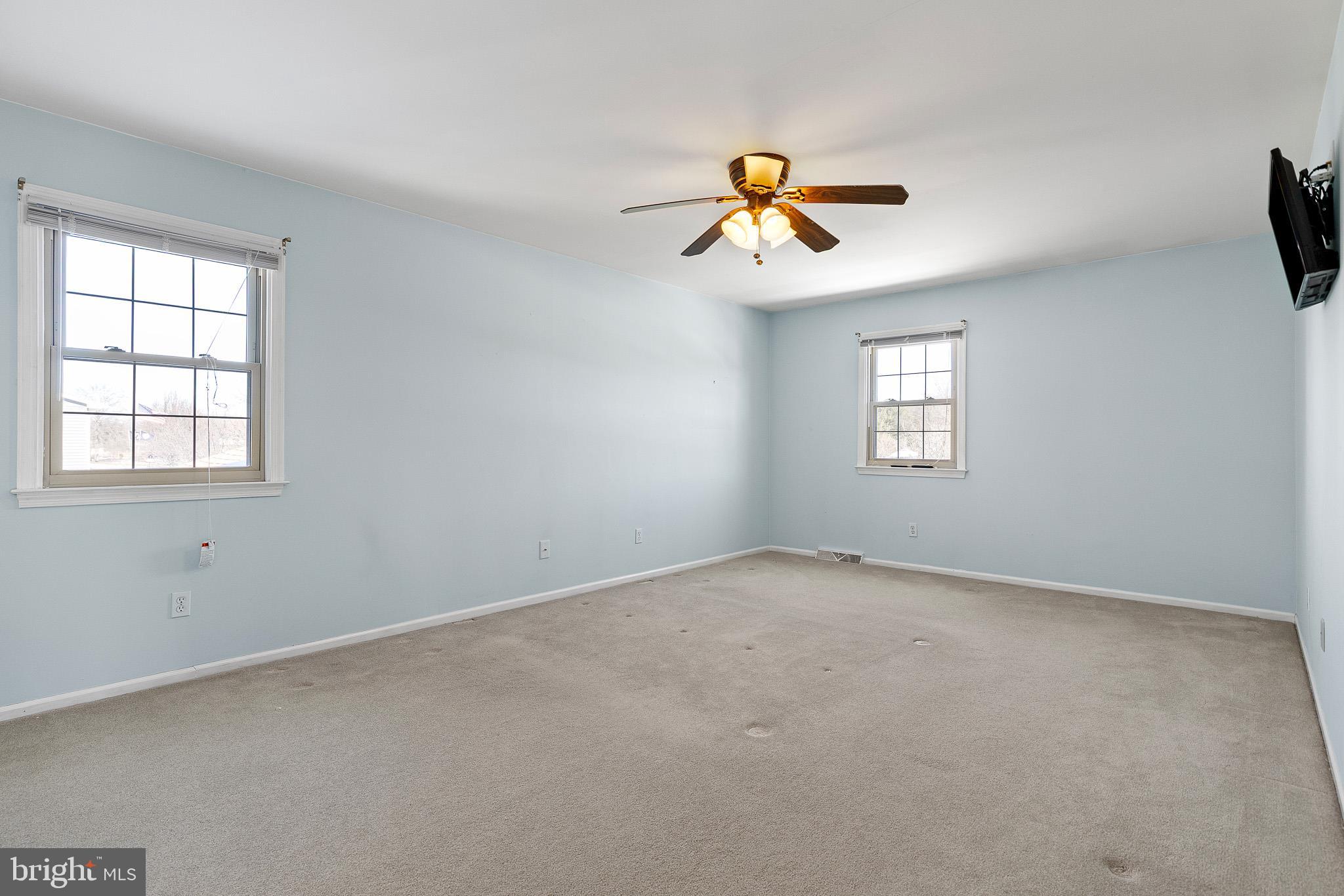 CARAVEL FARMS - Residential