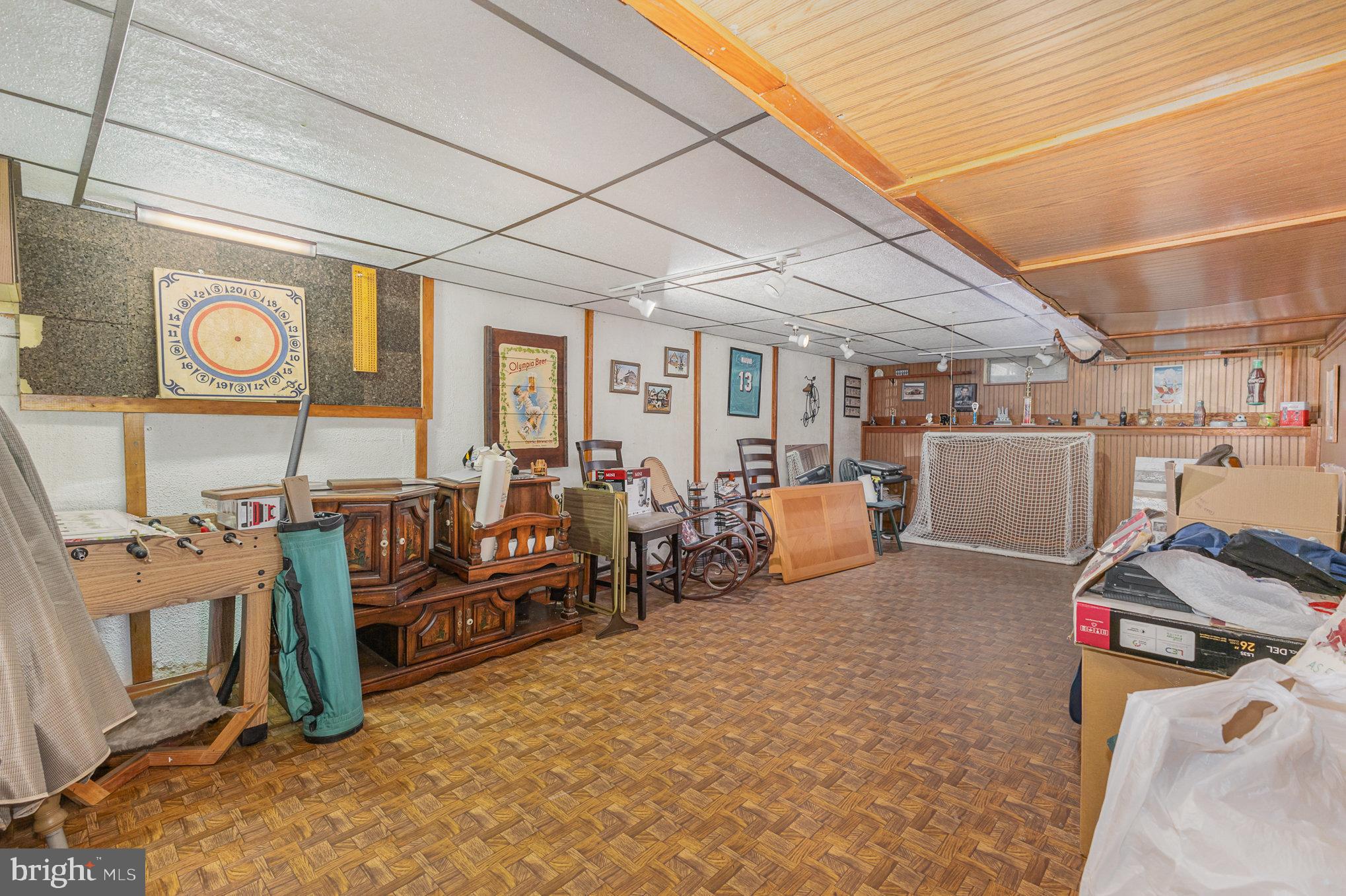 MANOR RIDGE - Residential