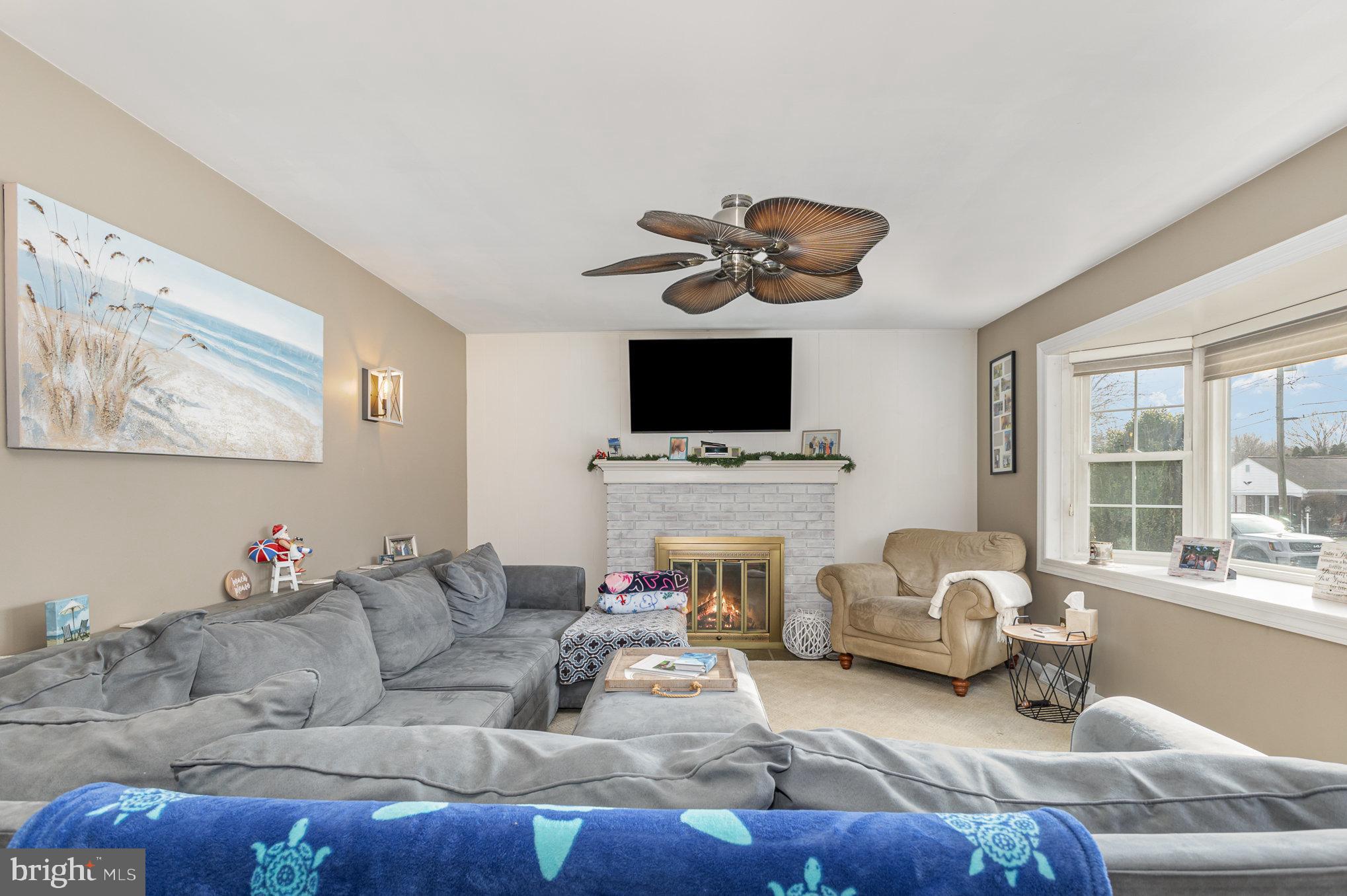 MANOR RIDGE - Residential