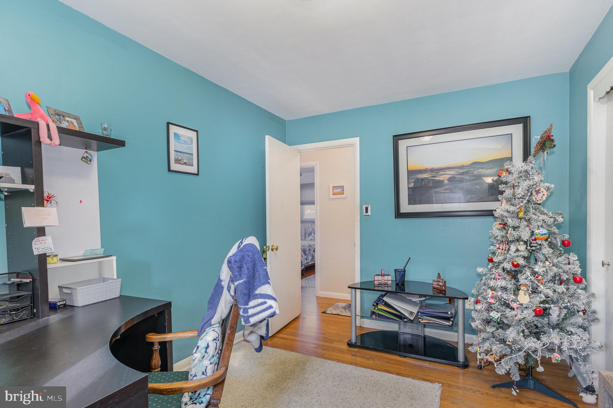 MANOR RIDGE - Residential