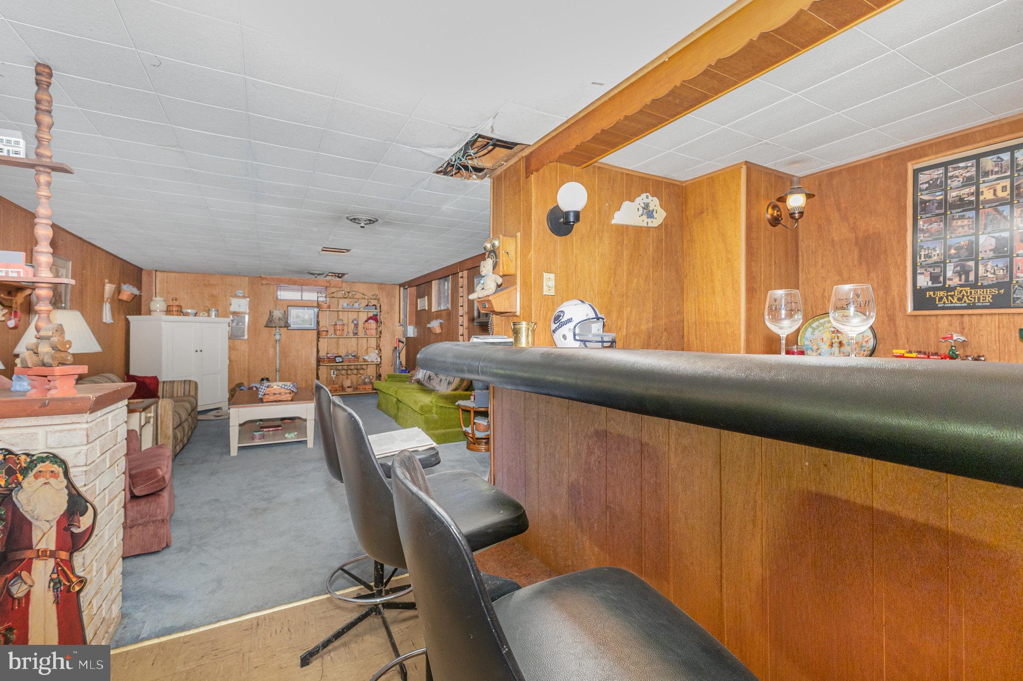 MANOR RIDGE - Residential