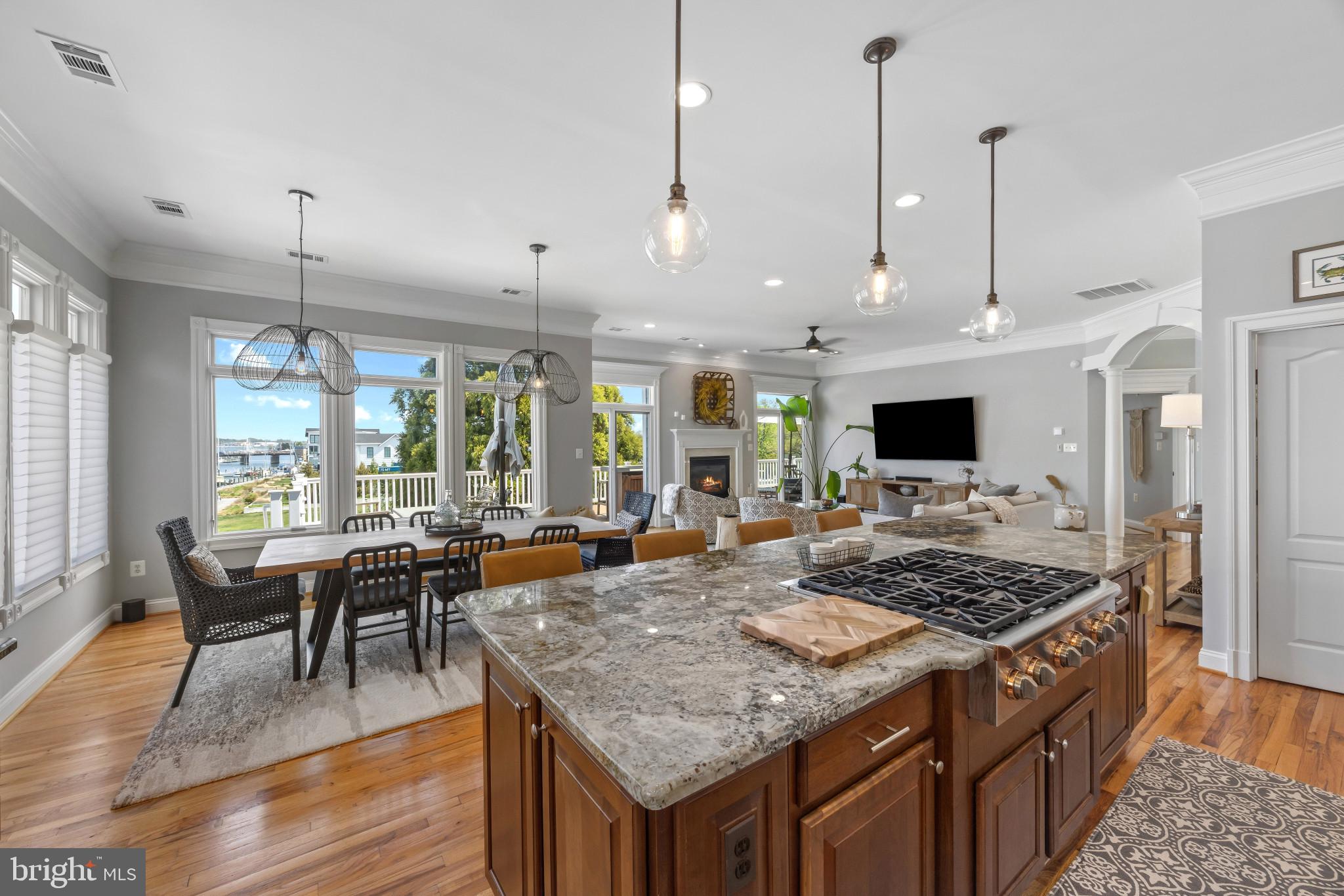 EASTPORT - Residential