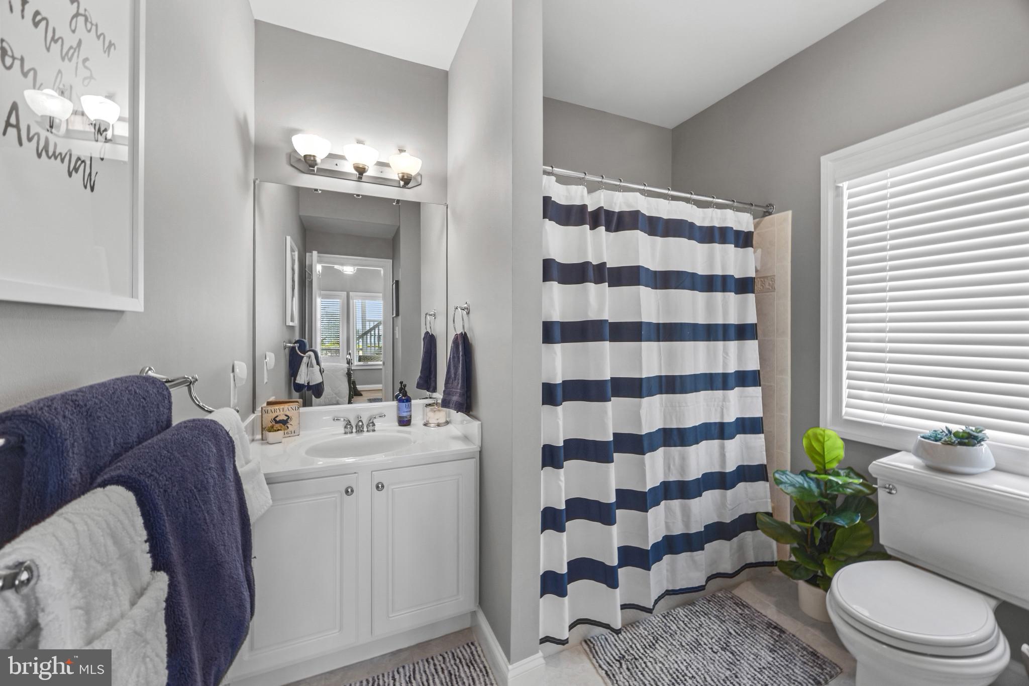 EASTPORT - Residential