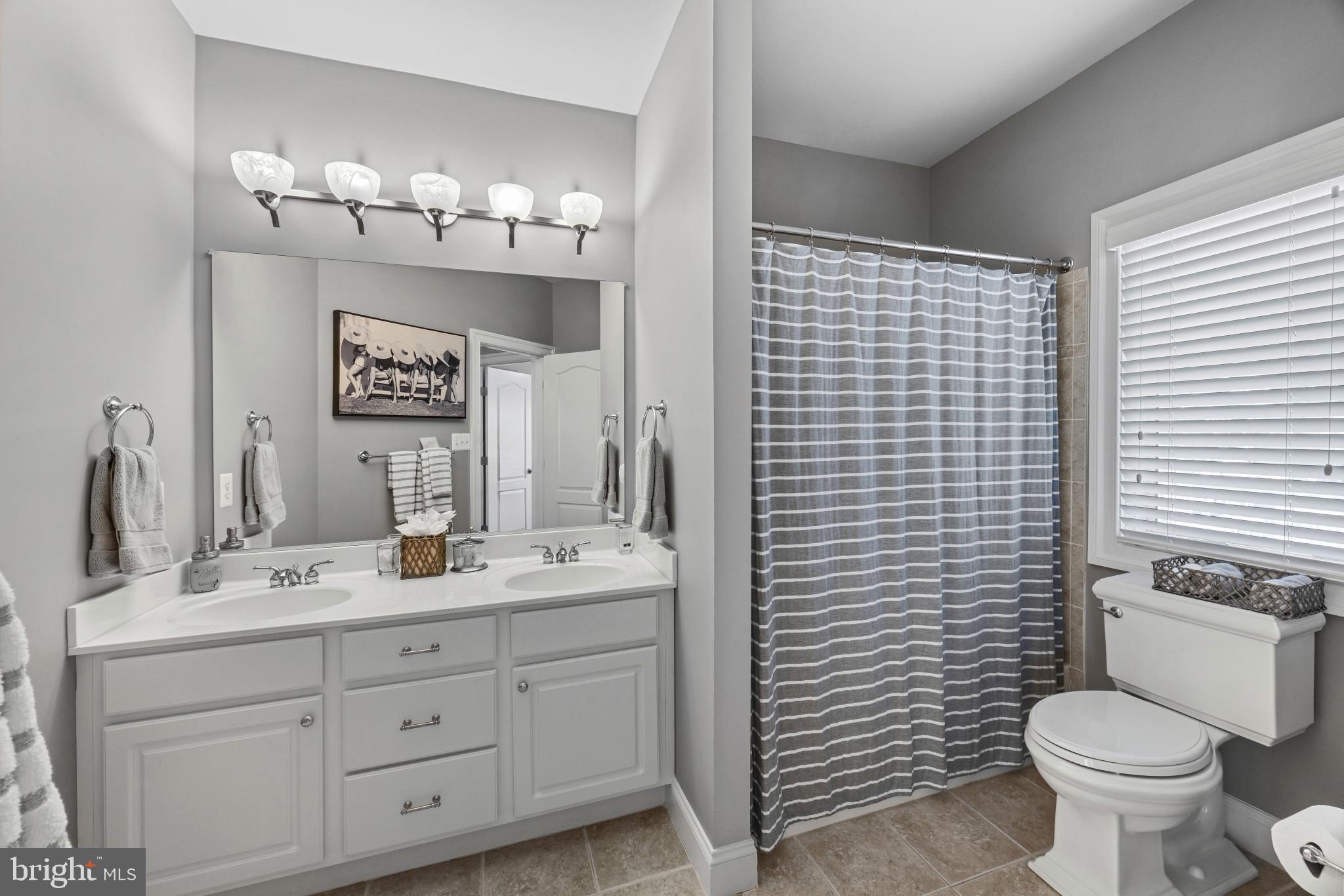 EASTPORT - Residential