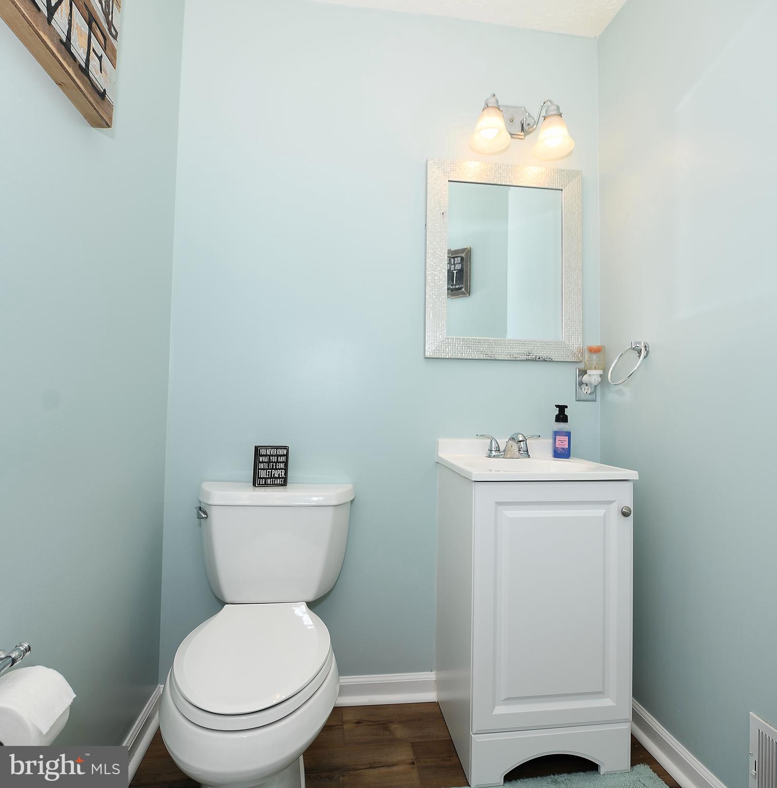 CONSTANT FRIENDSHIP - Residential