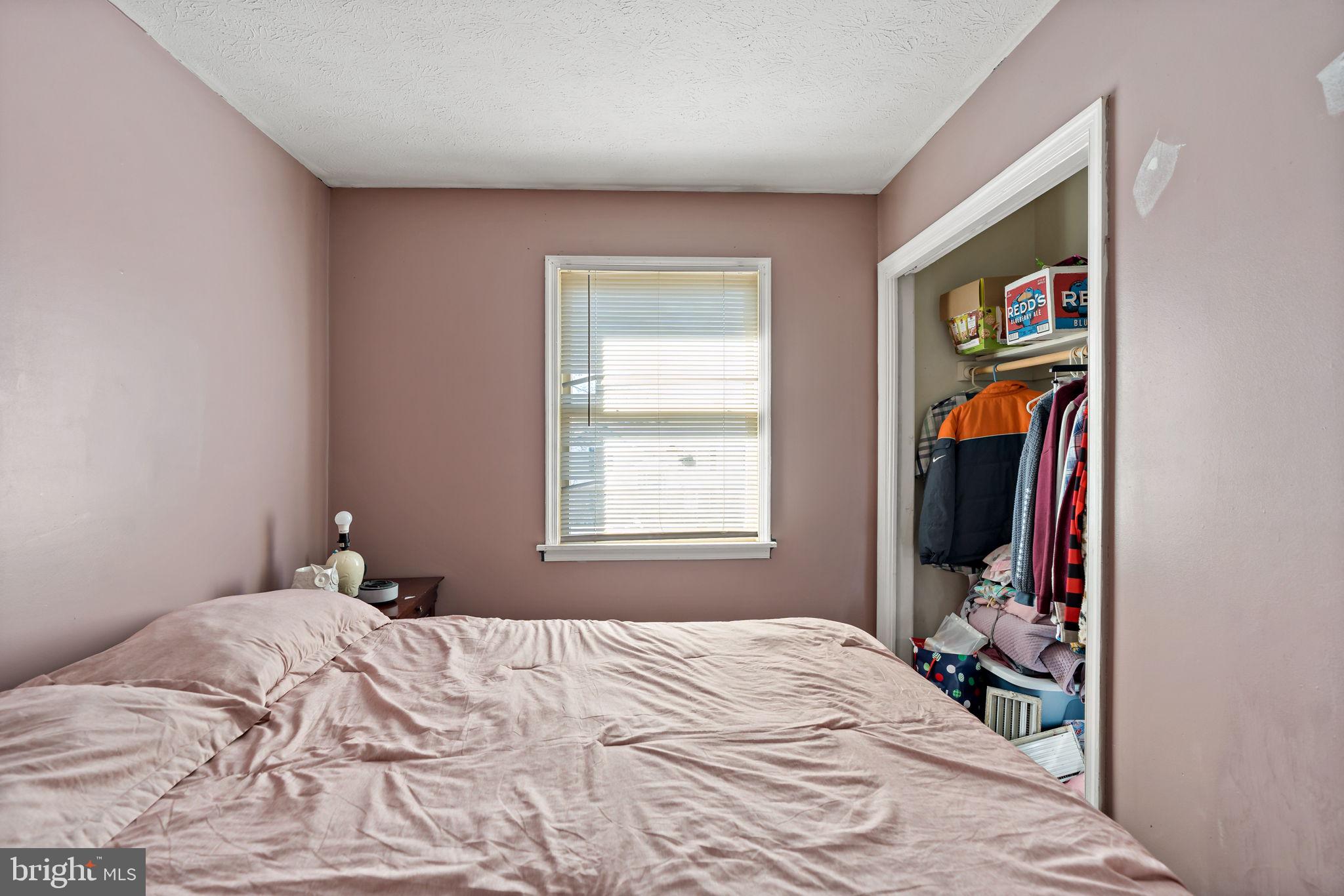 OPEQUON MEADOWS - Residential