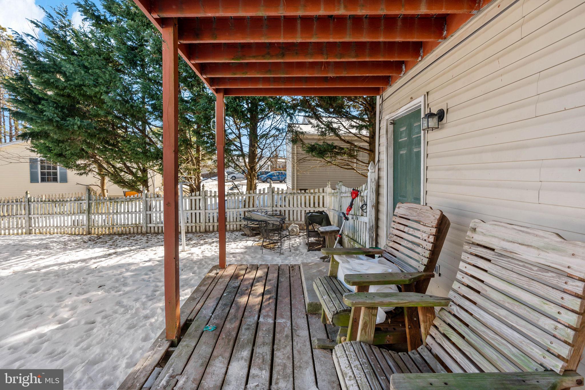 OPEQUON MEADOWS - Residential