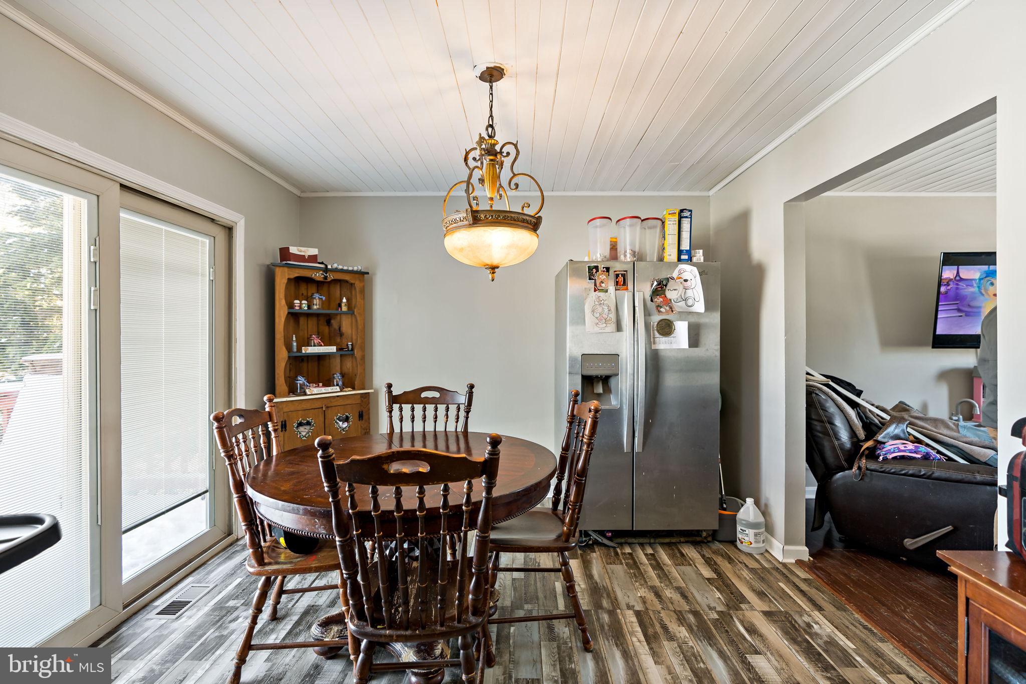 OPEQUON MEADOWS - Residential