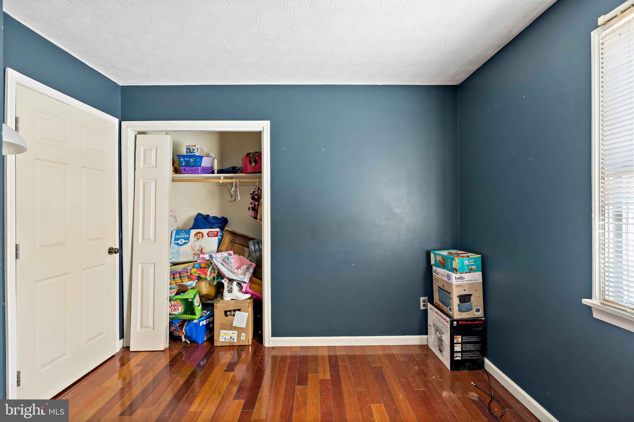 OPEQUON MEADOWS - Residential