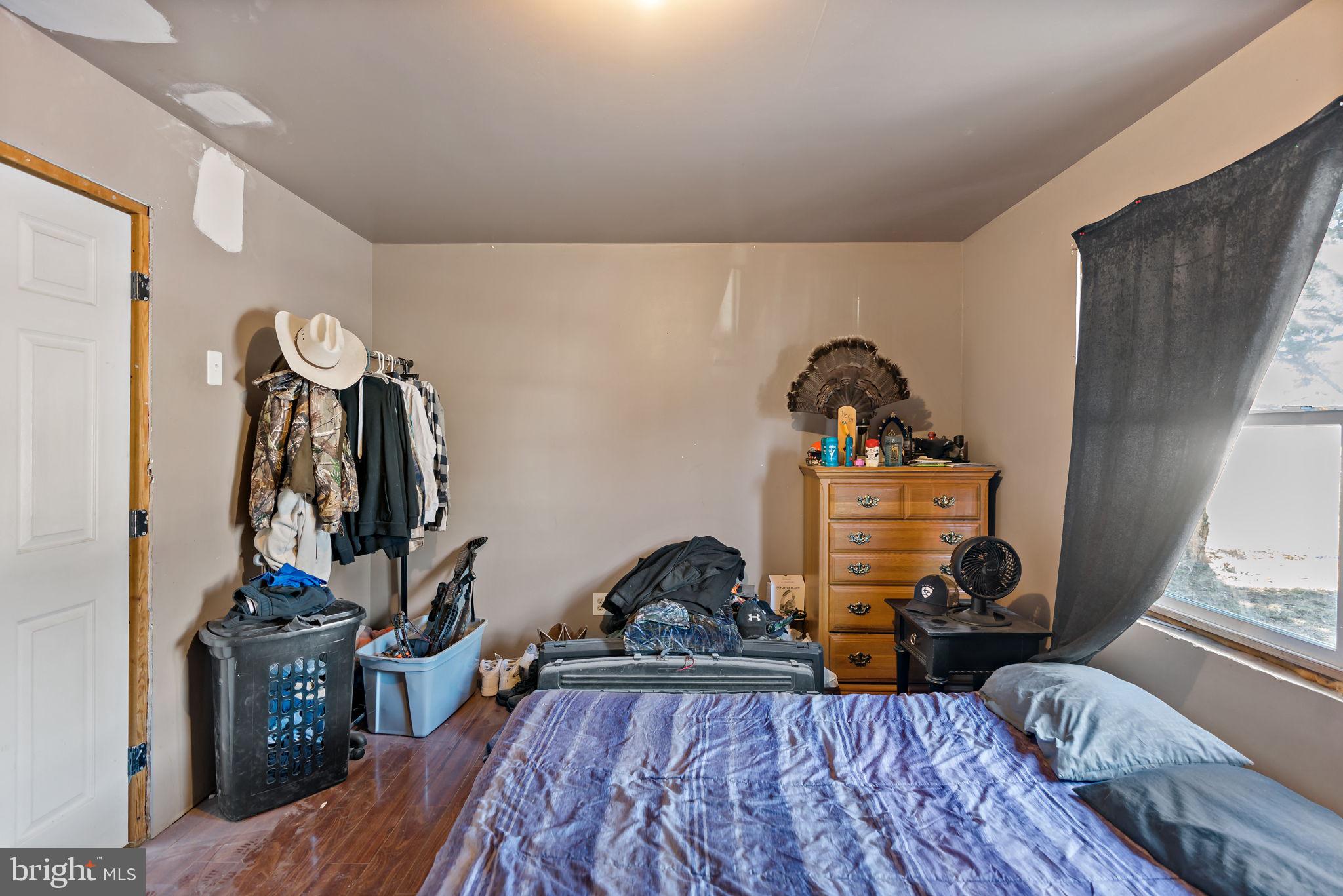 OPEQUON MEADOWS - Residential