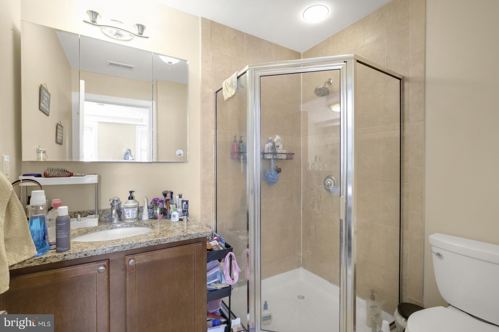 SPRUCE HILL - Residential Lease