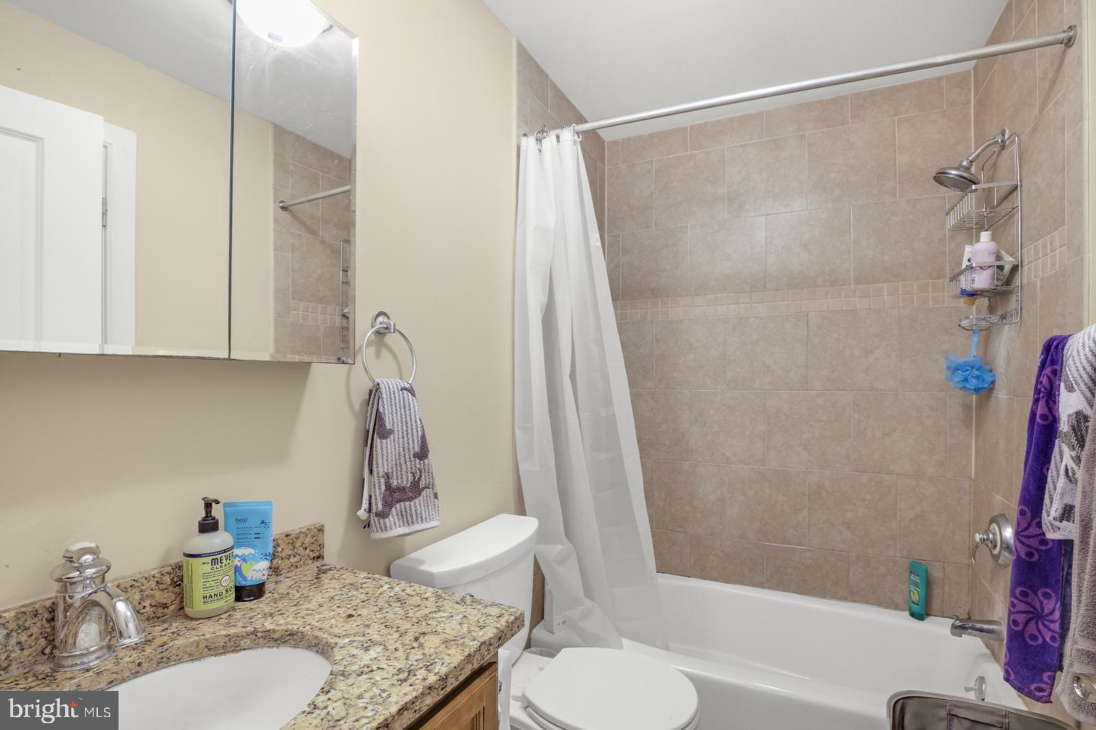 SPRUCE HILL - Residential Lease