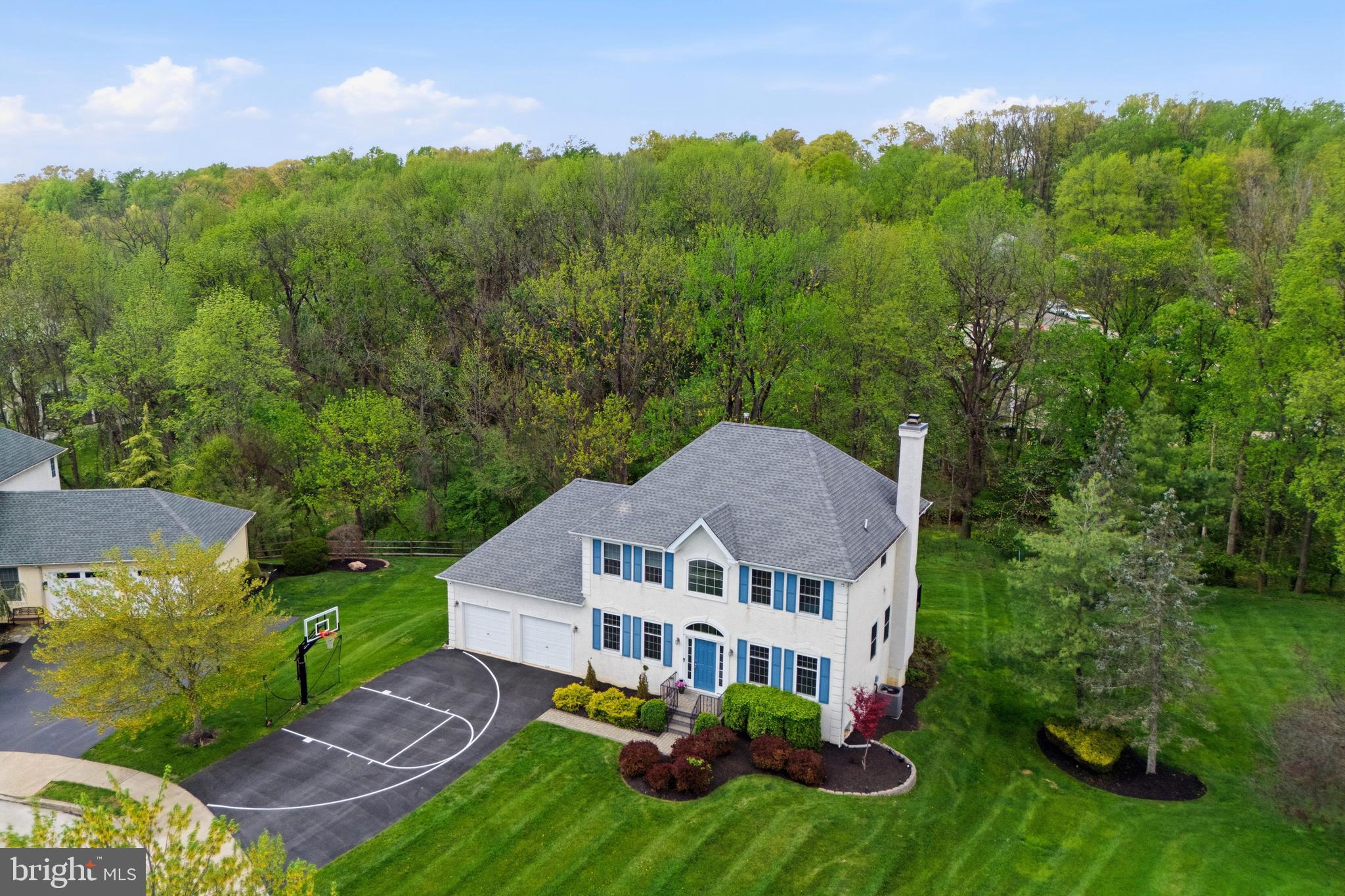 148 CHINABERRY DRIVE