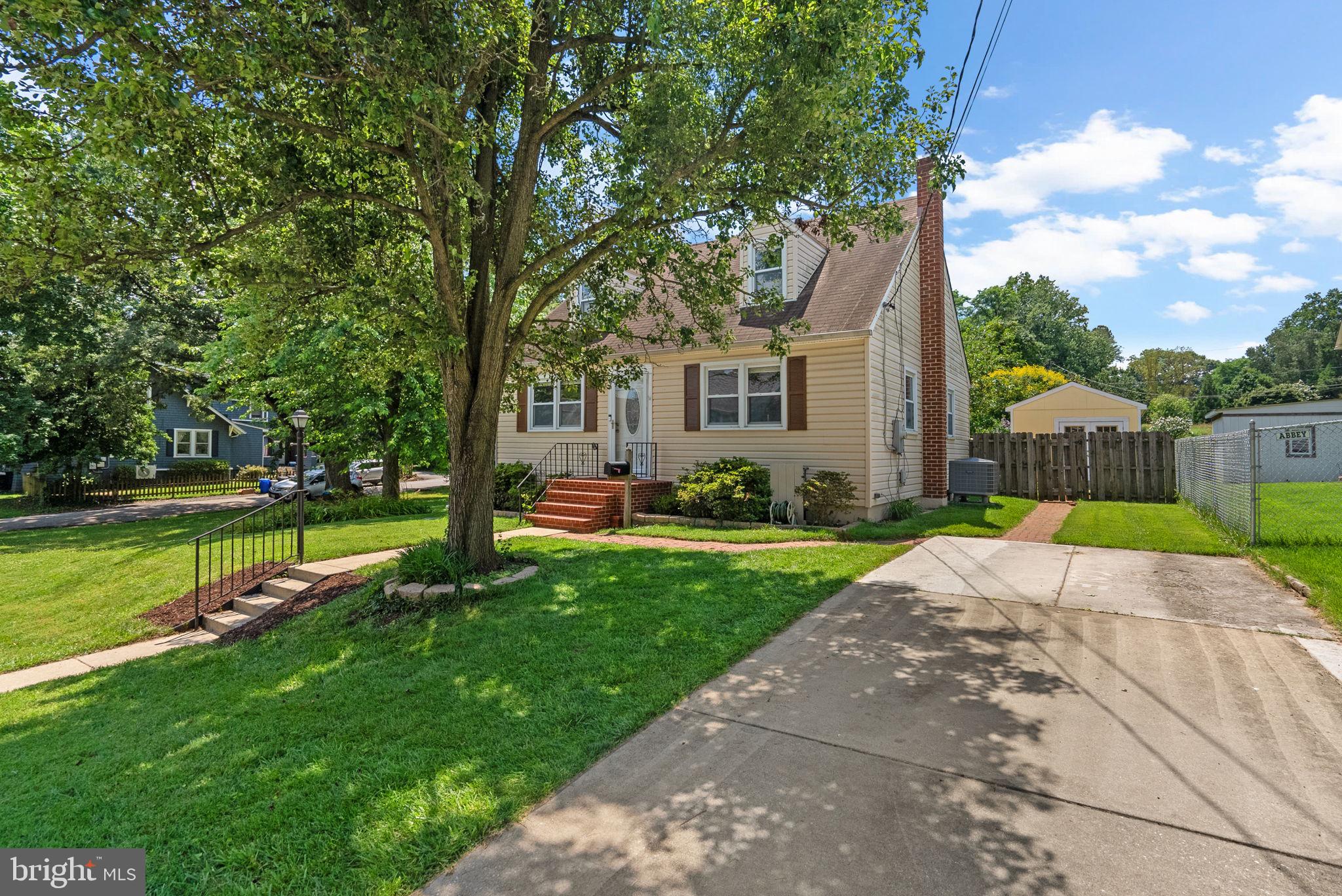 36 GLENWOOD AVENUE