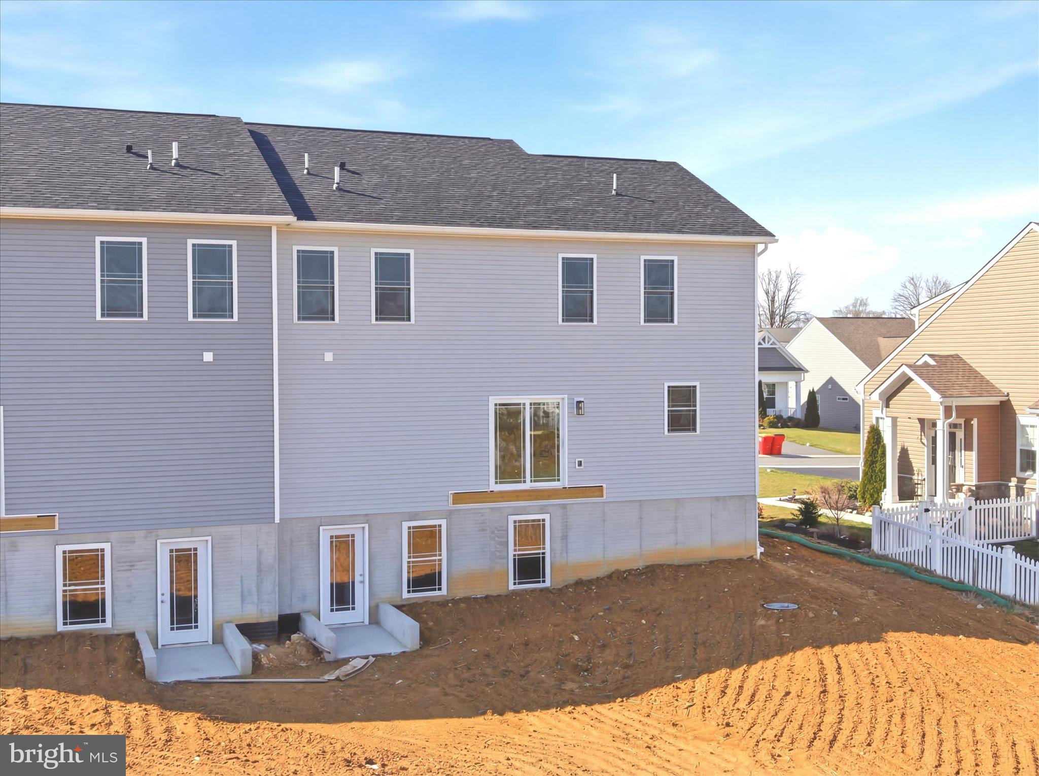 SPRING VALLEY - Residential