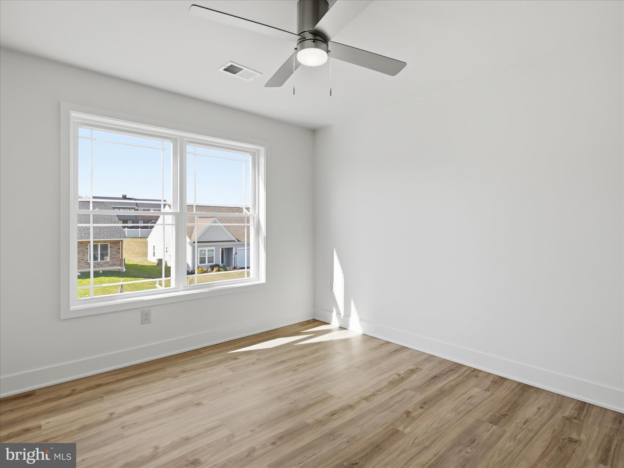 SPRING VALLEY - Residential