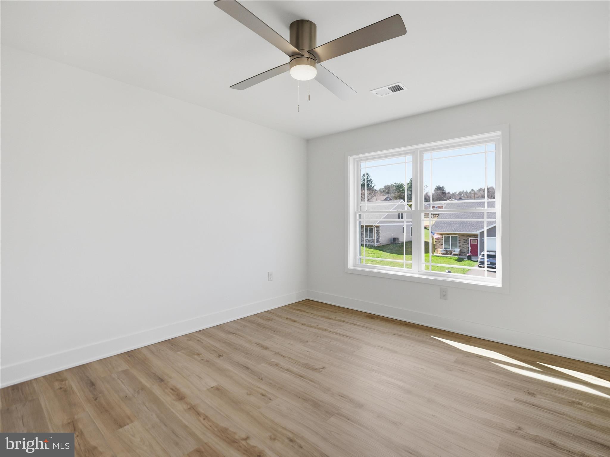 SPRING VALLEY - Residential