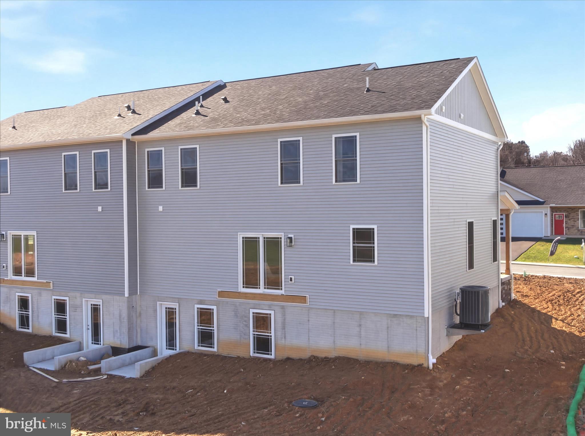 SPRING VALLEY - Residential