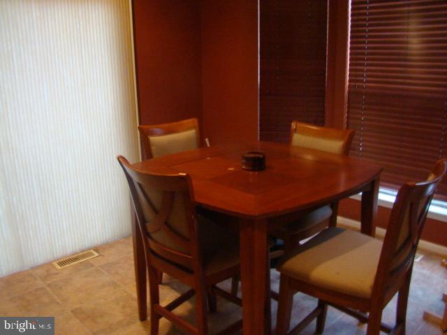 TWELVE OAKS PLAT 2 - Residential