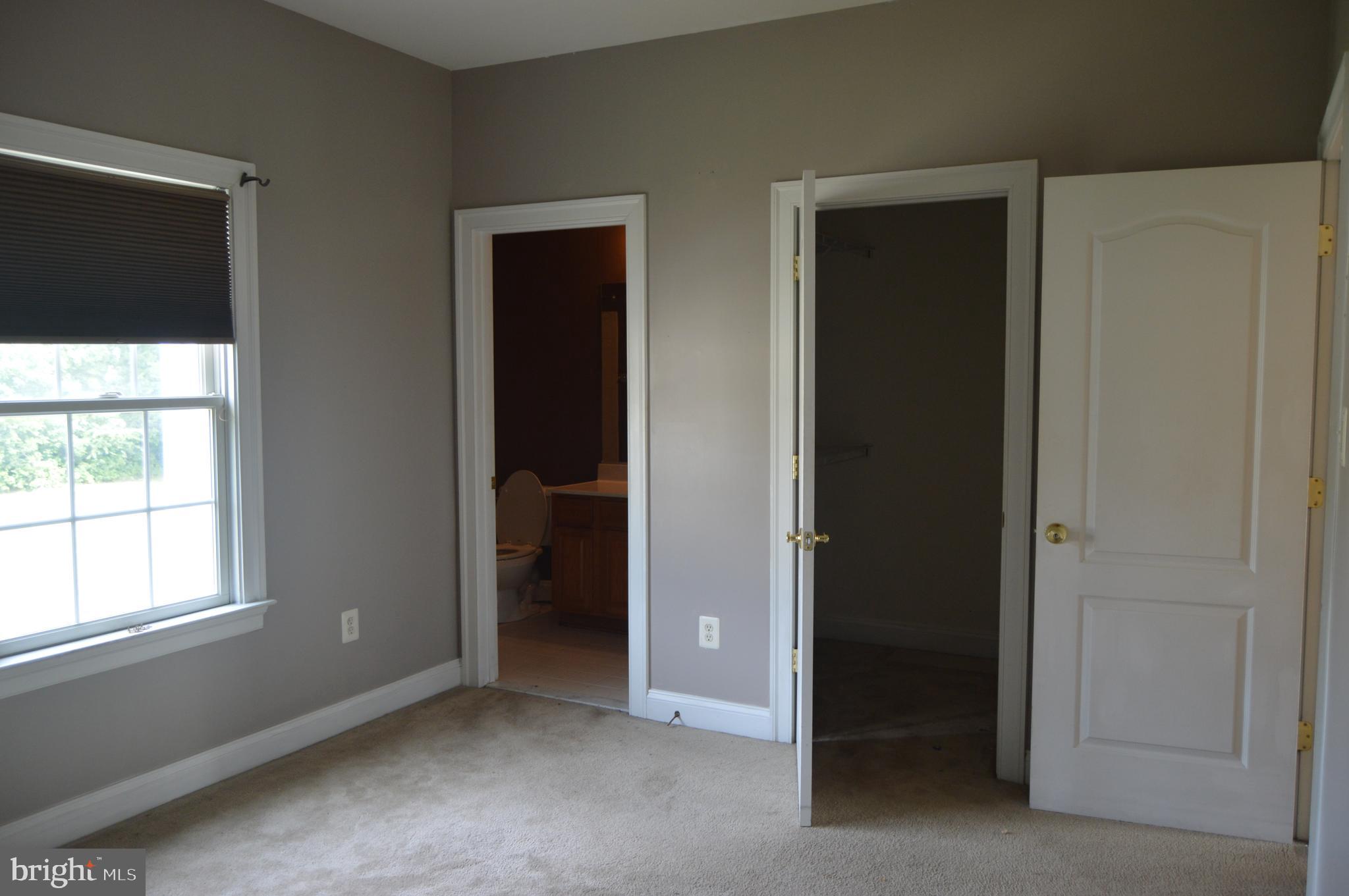 TALL OAKS ESTATES - Residential