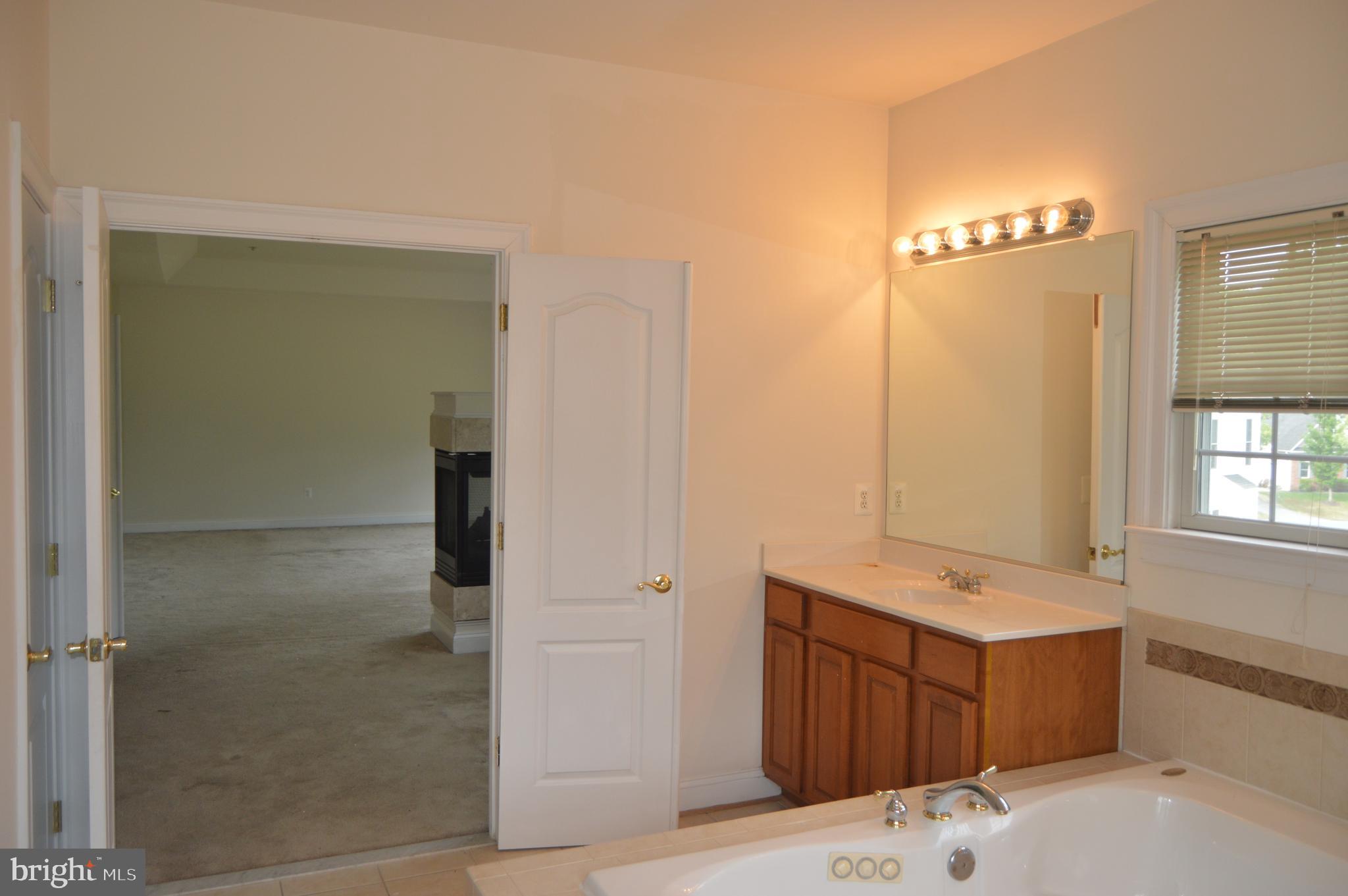 TALL OAKS ESTATES - Residential