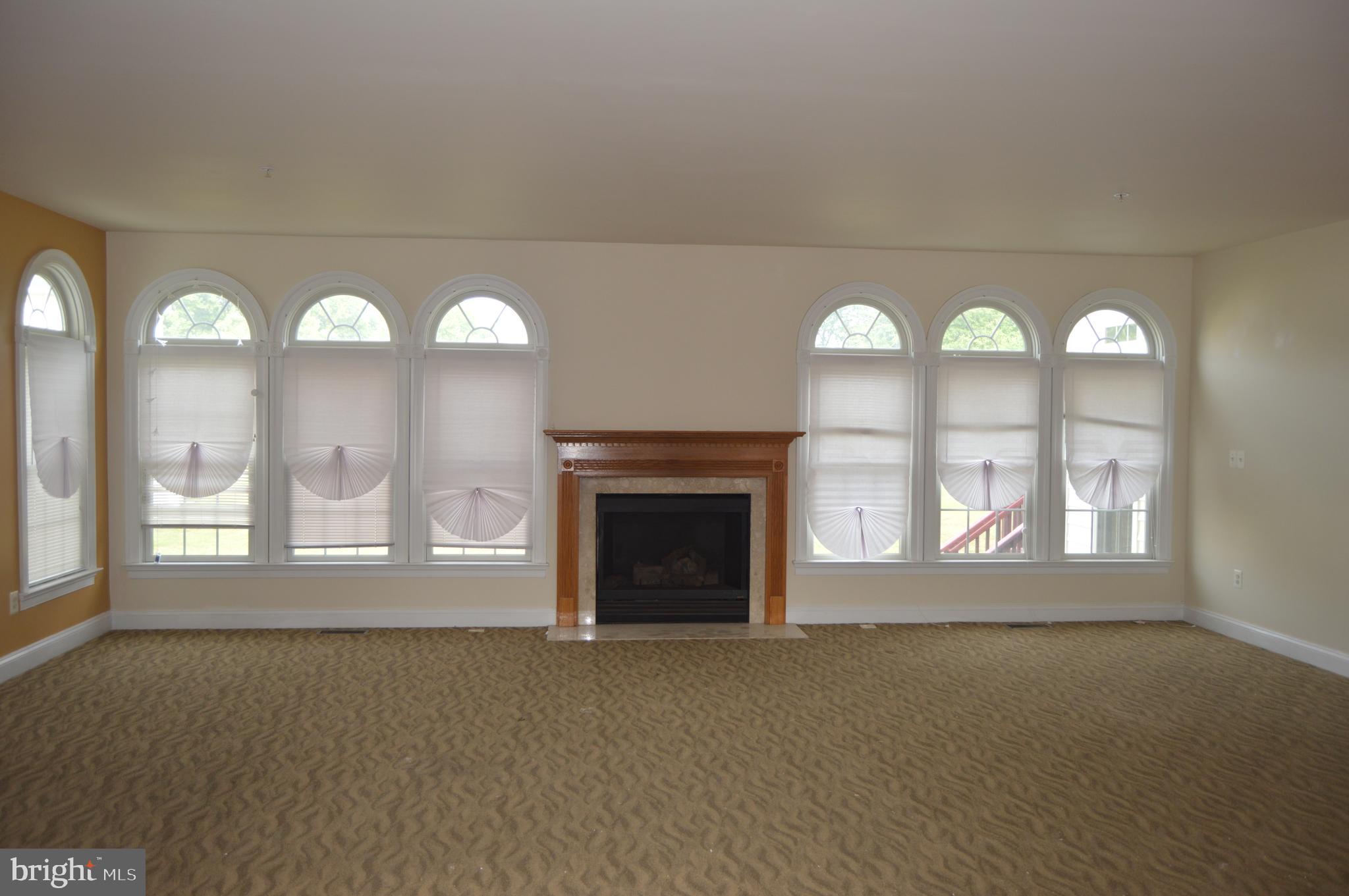 TALL OAKS ESTATES - Residential