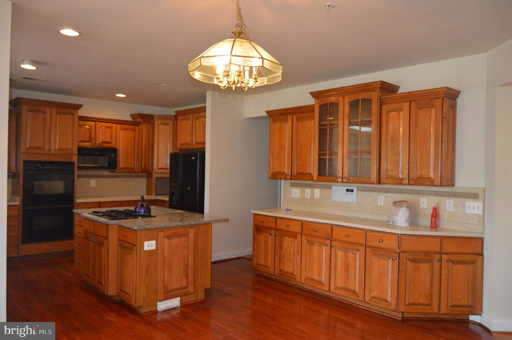 TALL OAKS ESTATES - Residential