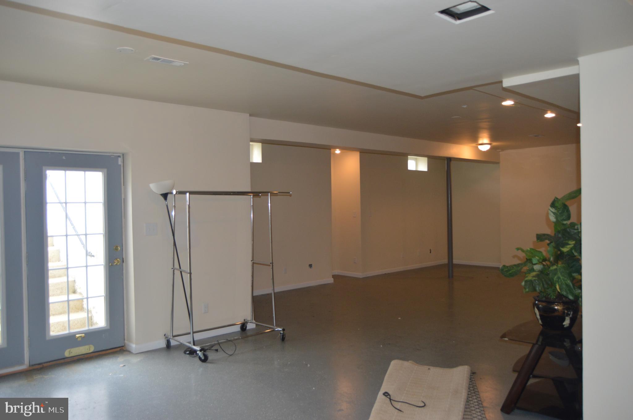 TALL OAKS ESTATES - Residential