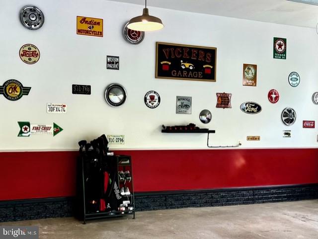 MANSFIELD MANOR - Residential