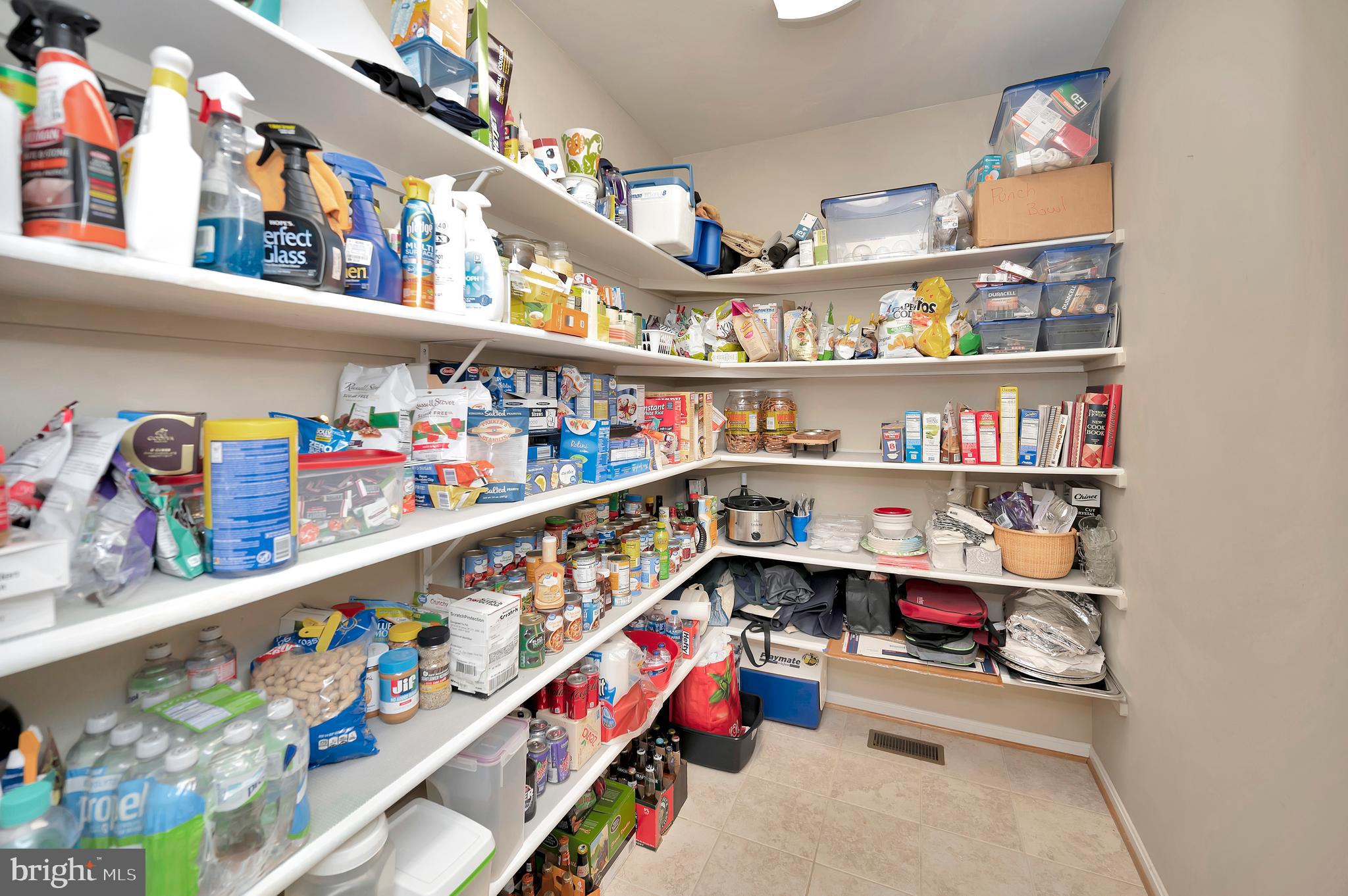 MANSFIELD MANOR - Residential