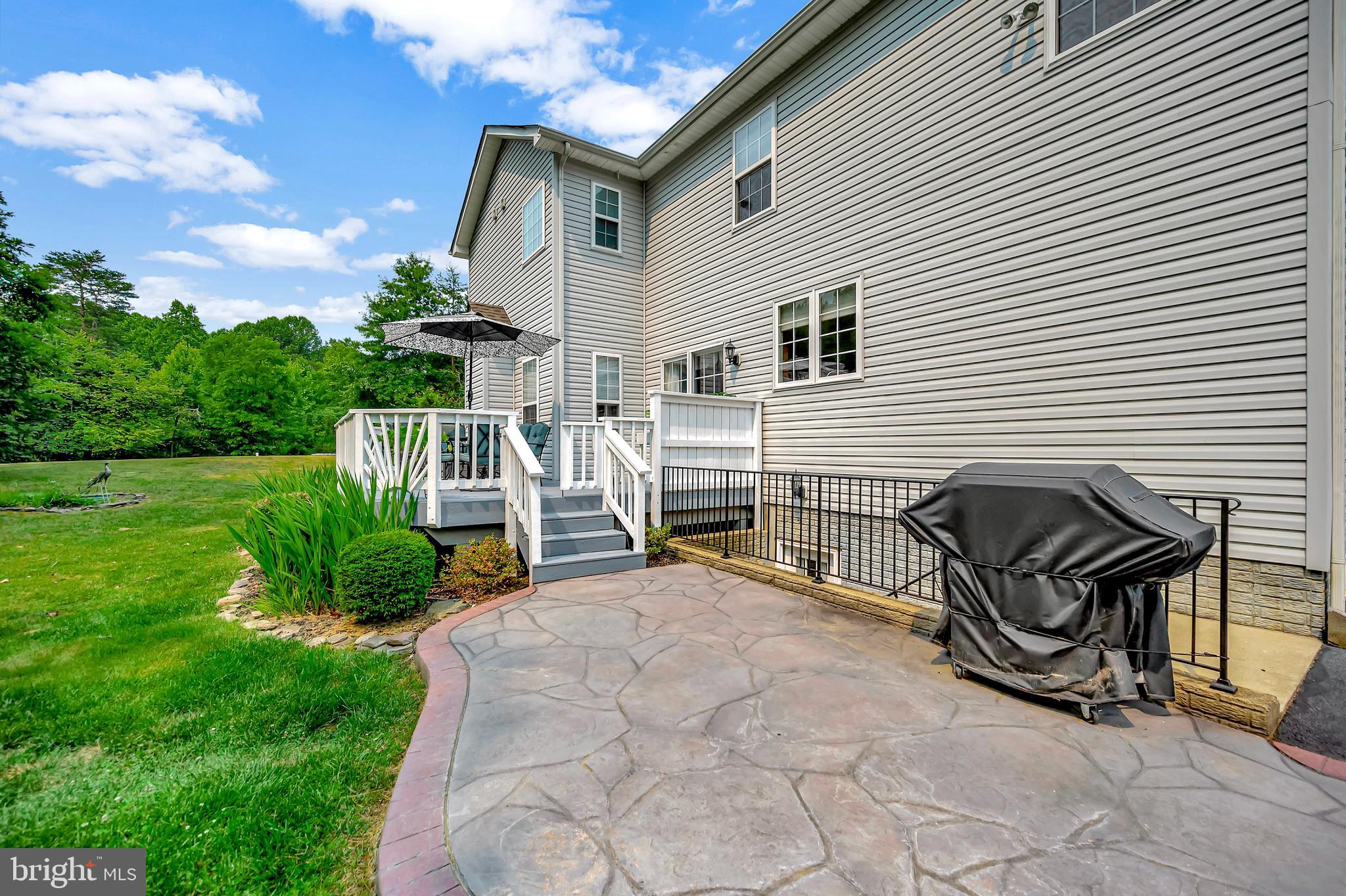 MANSFIELD MANOR - Residential