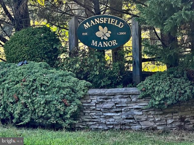 MANSFIELD MANOR - Residential