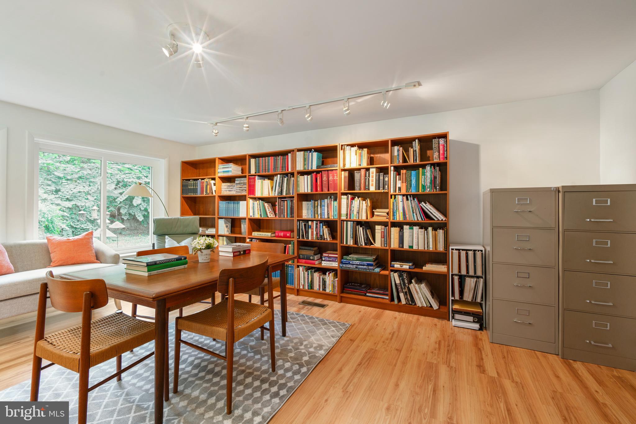 CHESAPEAKE LANDING - Residential