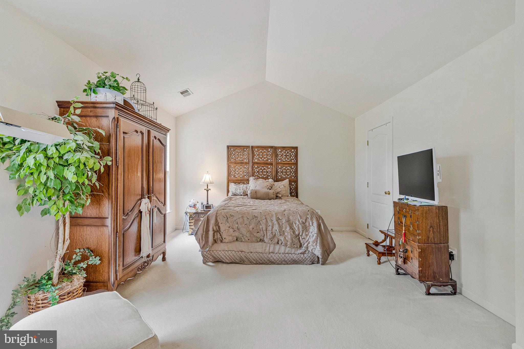 BELMONT COUNTRY CLUB - Residential