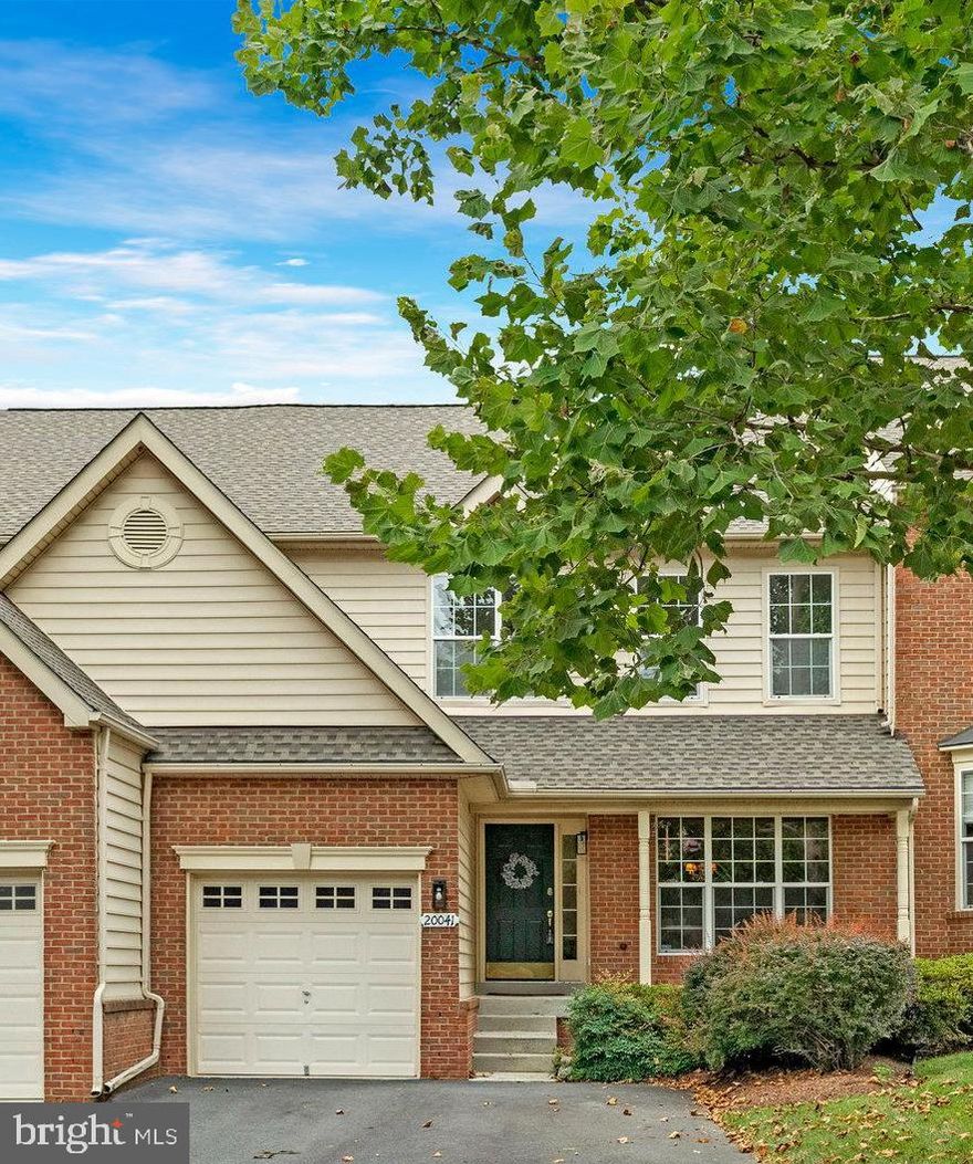 Welcome Home!
Fall in love with this meticulously maintained home located in the highly sought-after Belmont Country Club. Enjoy breathtaking panoramic views of the 17th fairway, mature trees, meandering creeks, and the elegant clubhouse—all from your own private deck.
This stunning home features three finished levels of living space, gleaming hardwood floors, and a gourmet kitchen complete with granite countertops and a spacious island—perfect for entertaining or everyday living.
Retreat to the luxurious master suite boasting a vaulted ceiling, offering a serene space to relax and unwind.
Don't miss your chance to own a piece of this exceptional community!