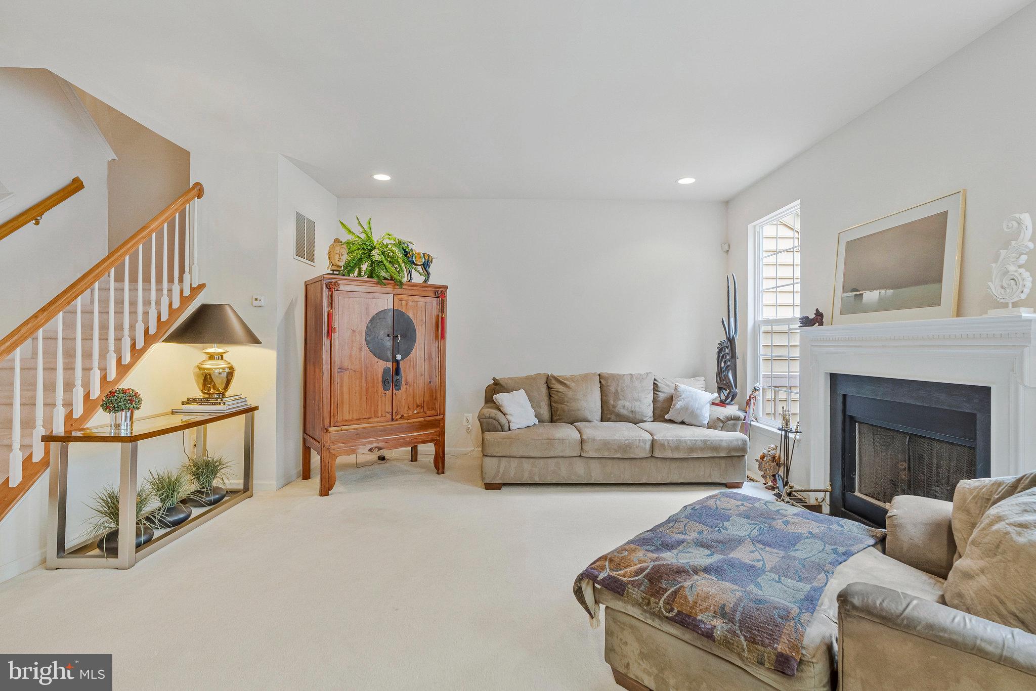 BELMONT COUNTRY CLUB - Residential