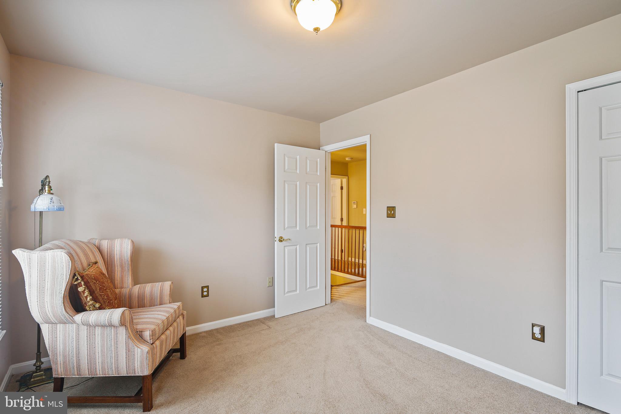 MAYFAIR - Residential