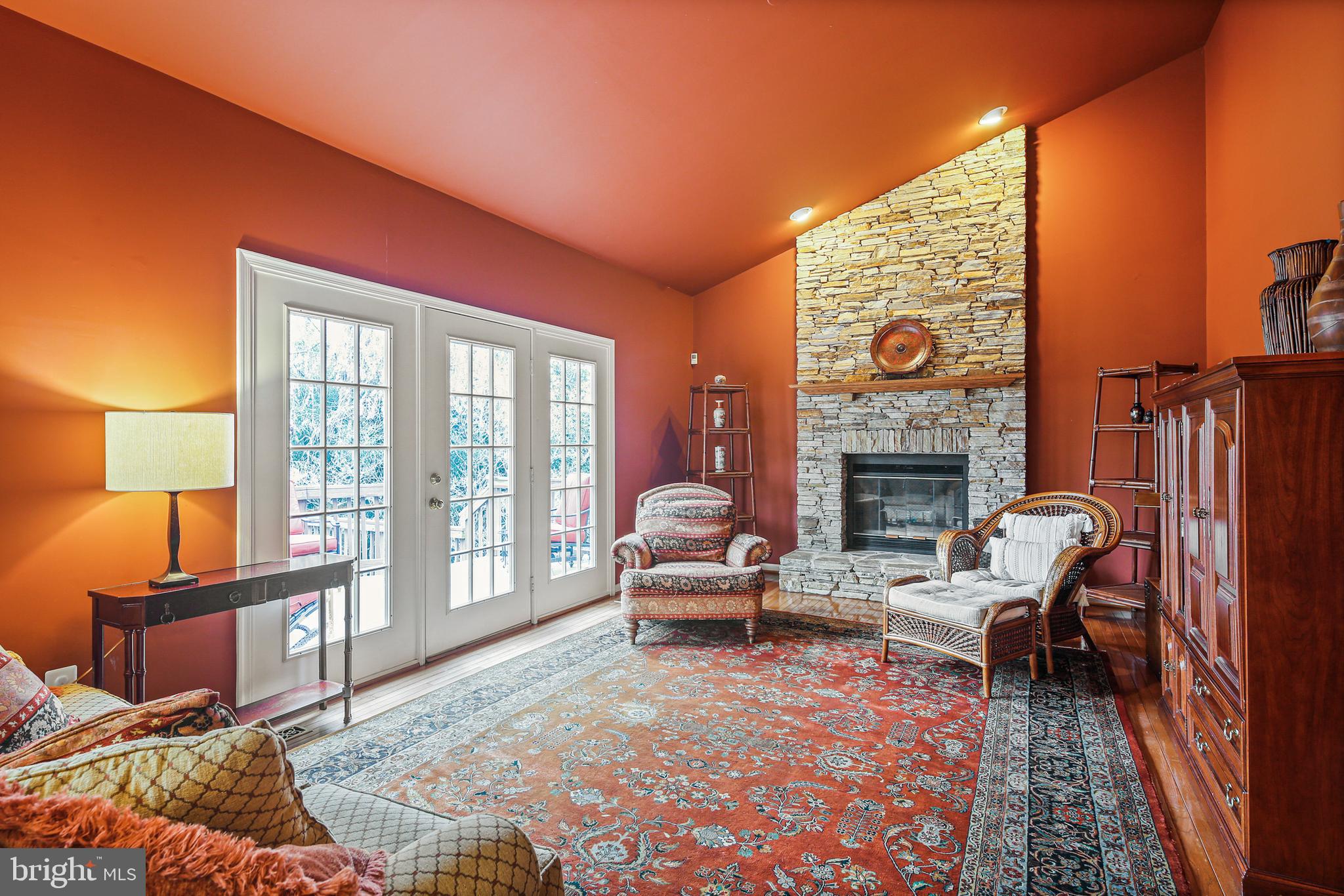 MAYFAIR - Residential