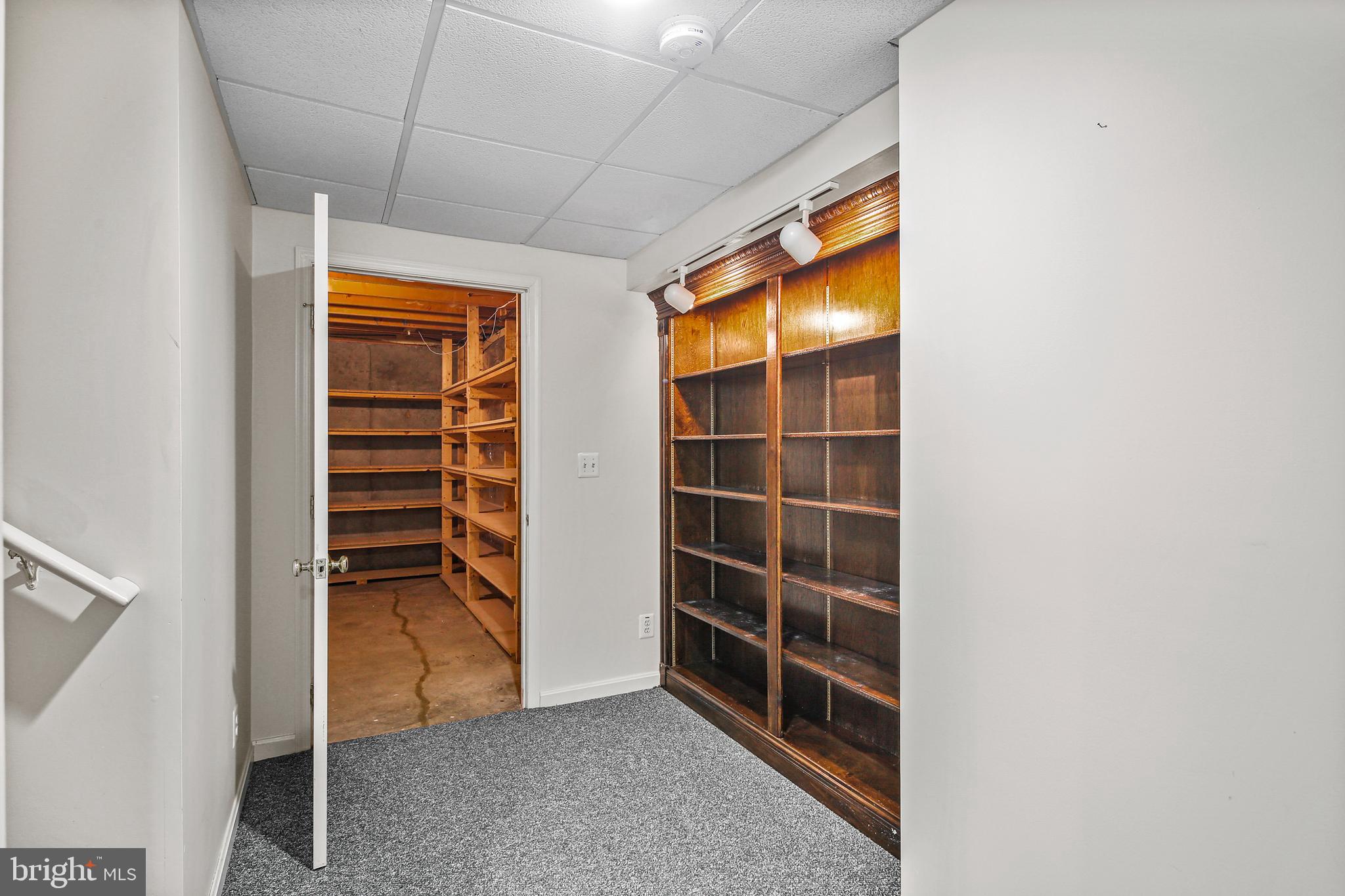 MAYFAIR - Residential