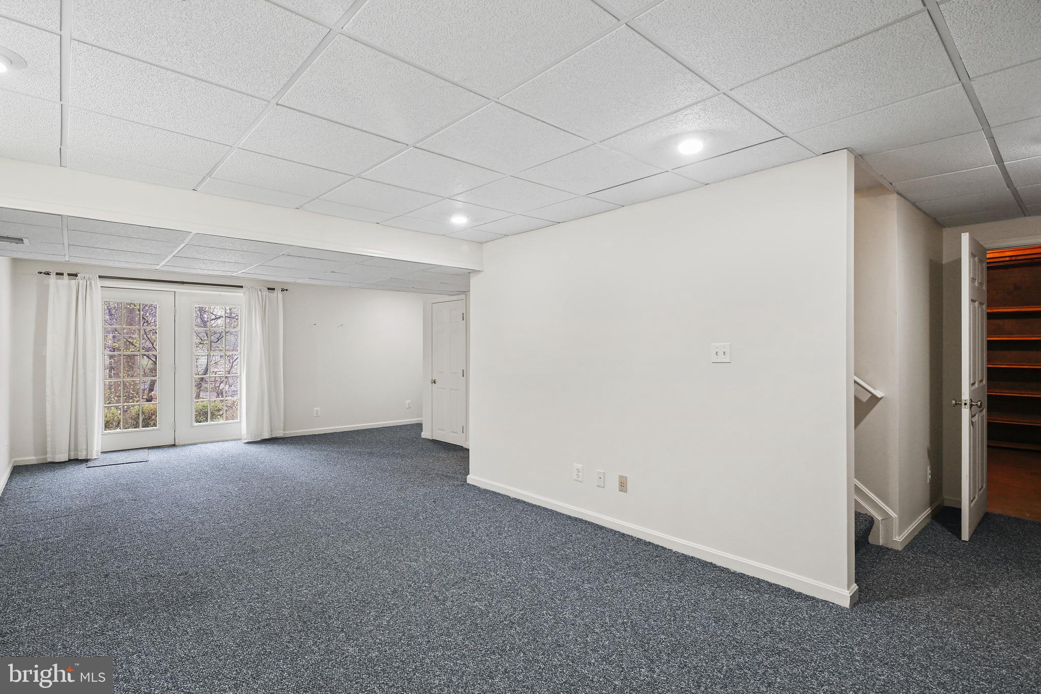 MAYFAIR - Residential