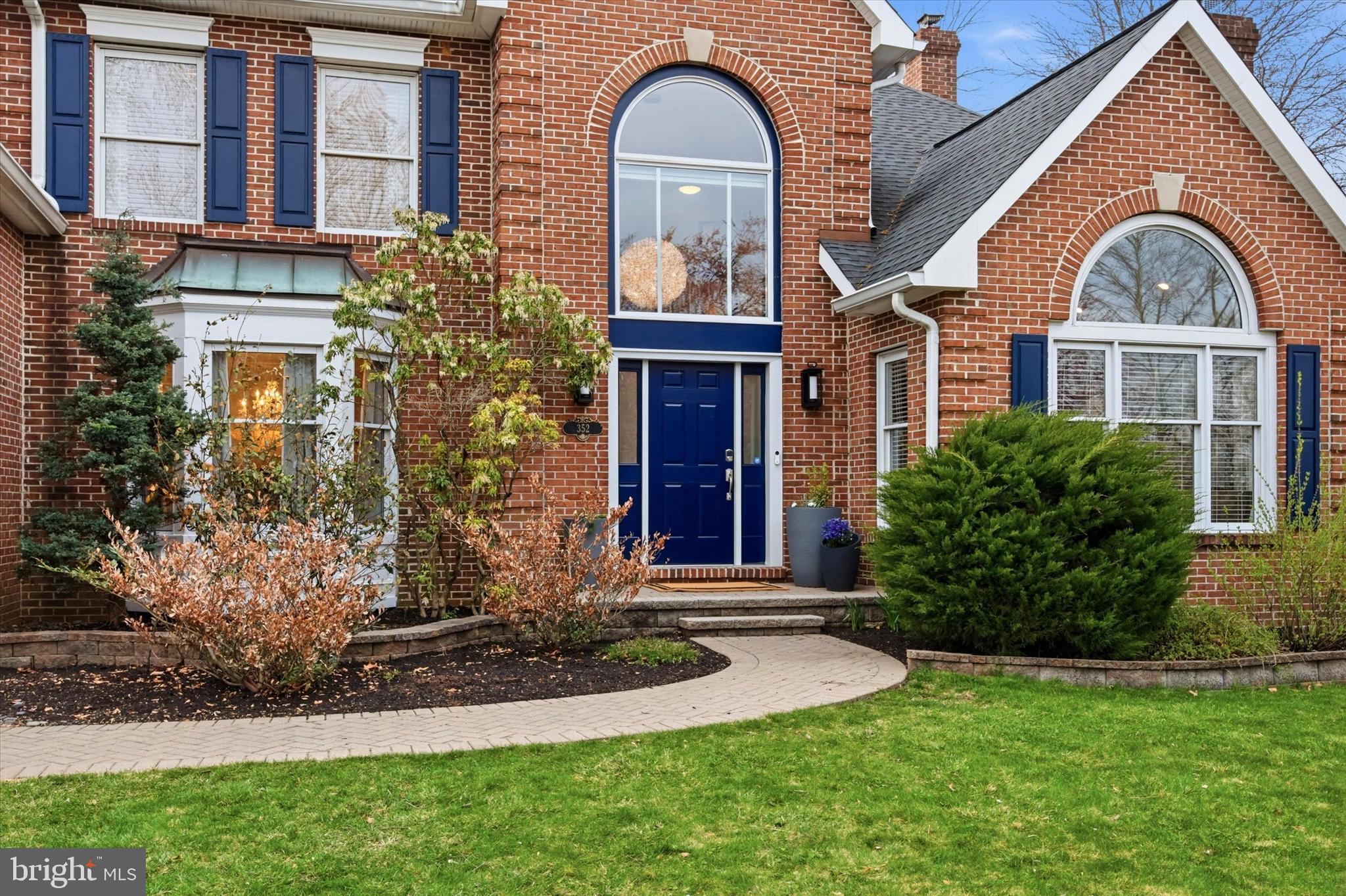 VALLEY FORGE ESTS - Residential