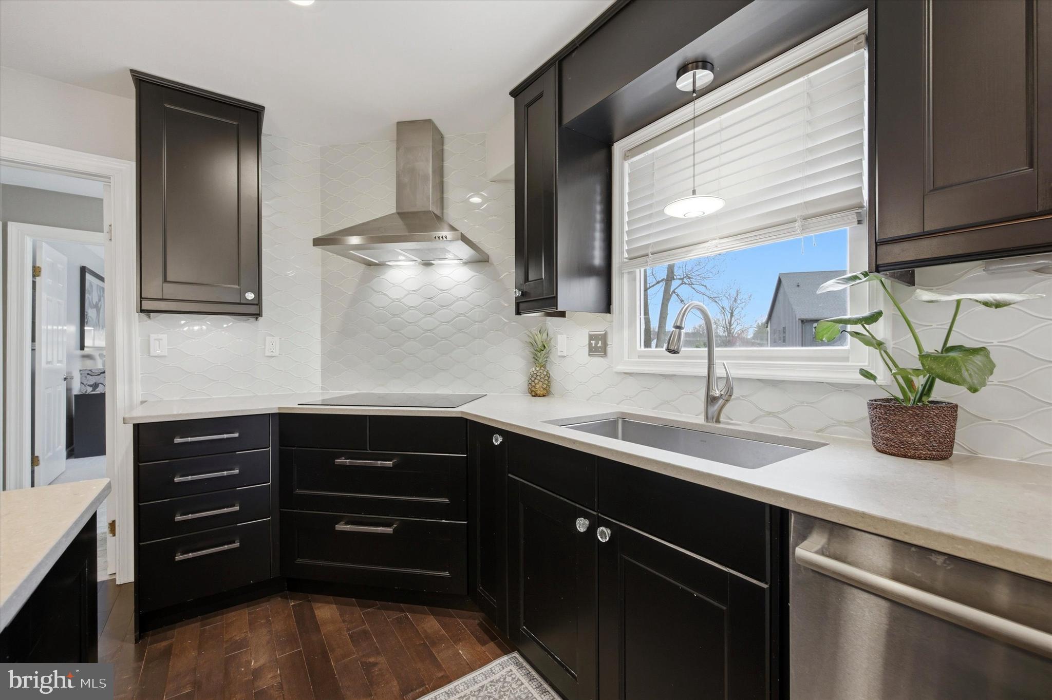 VALLEY FORGE ESTS - Residential