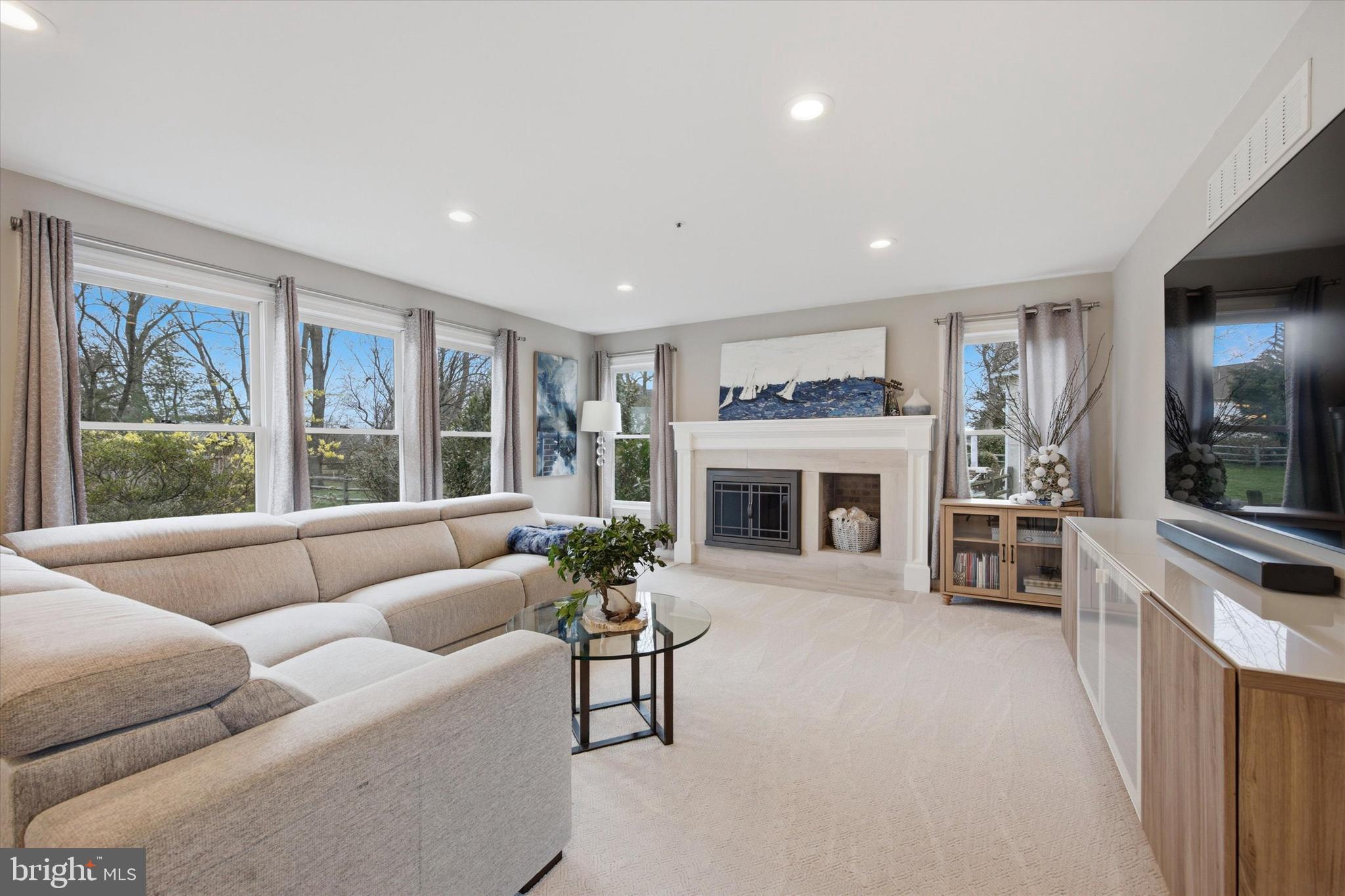 VALLEY FORGE ESTS - Residential