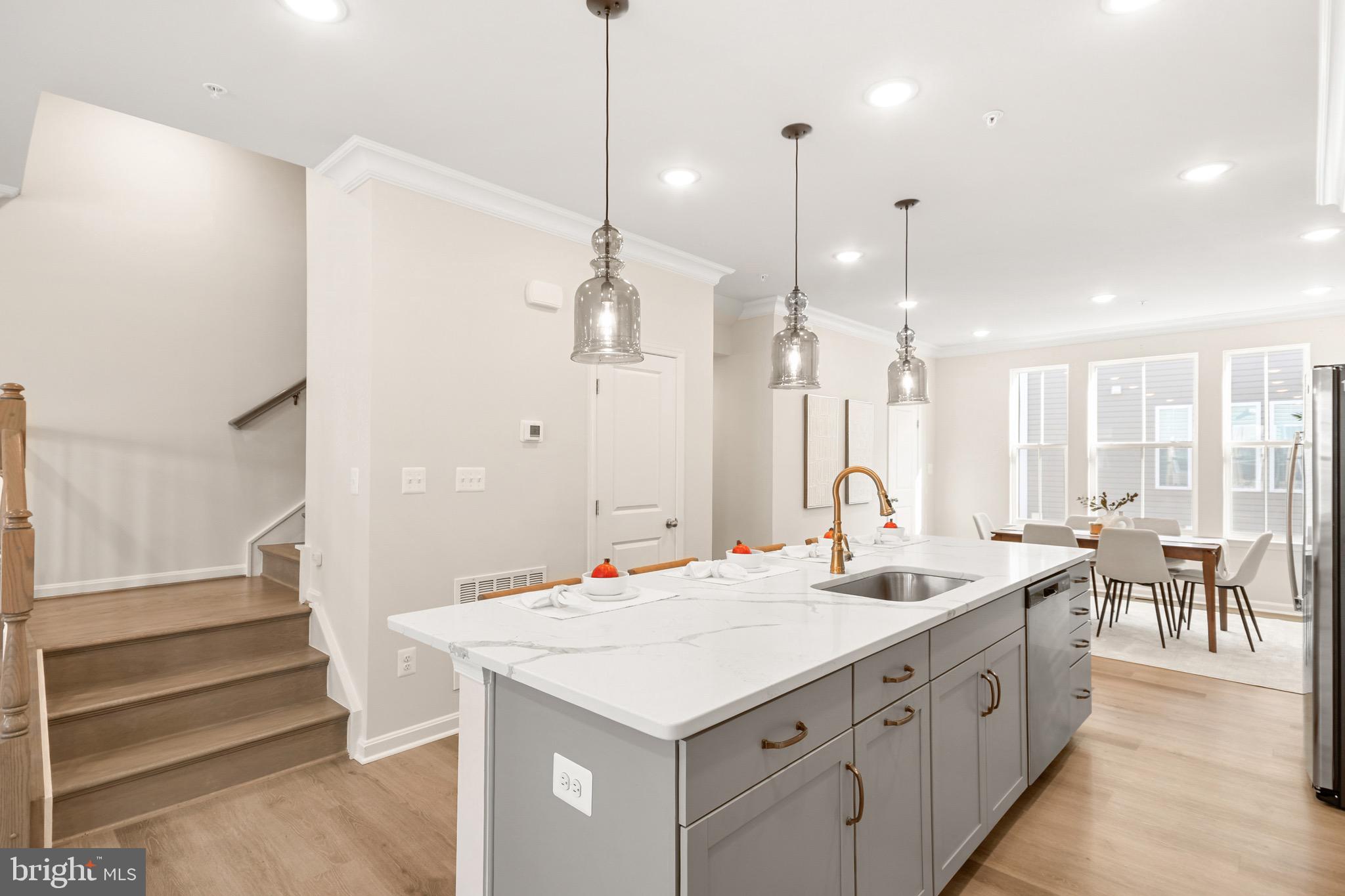 TOWNS AT MARKET COMMONS - Residential