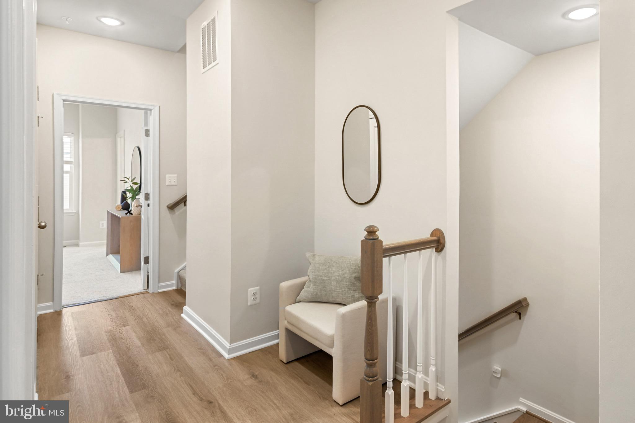 TOWNS AT MARKET COMMONS - Residential