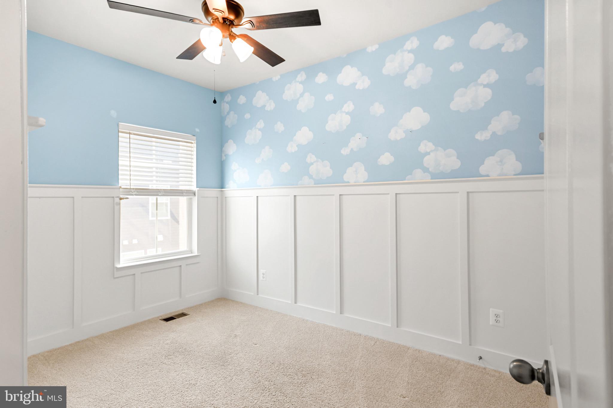 TOWNS AT MARKET COMMONS - Residential