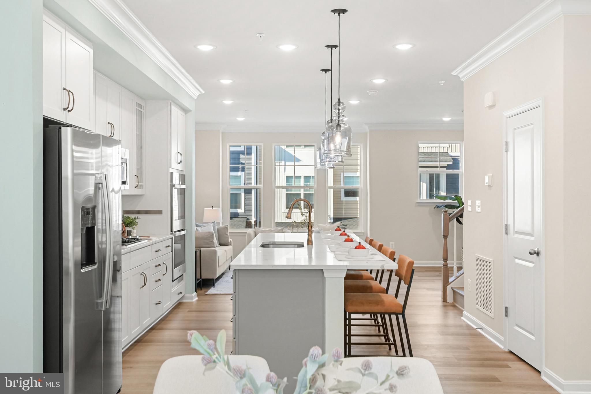 TOWNS AT MARKET COMMONS - Residential